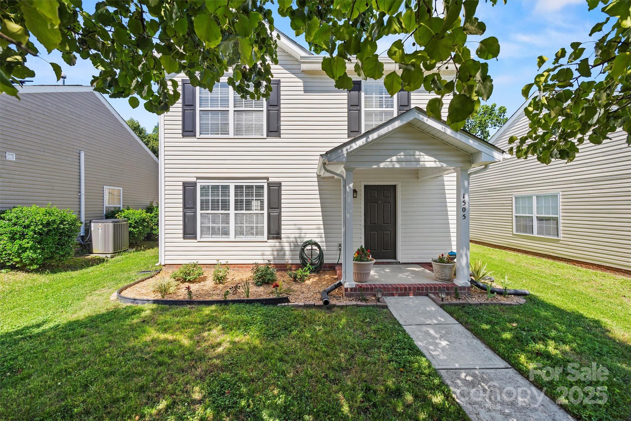 1505 Tuckers Glenn Drive Property Photo 1