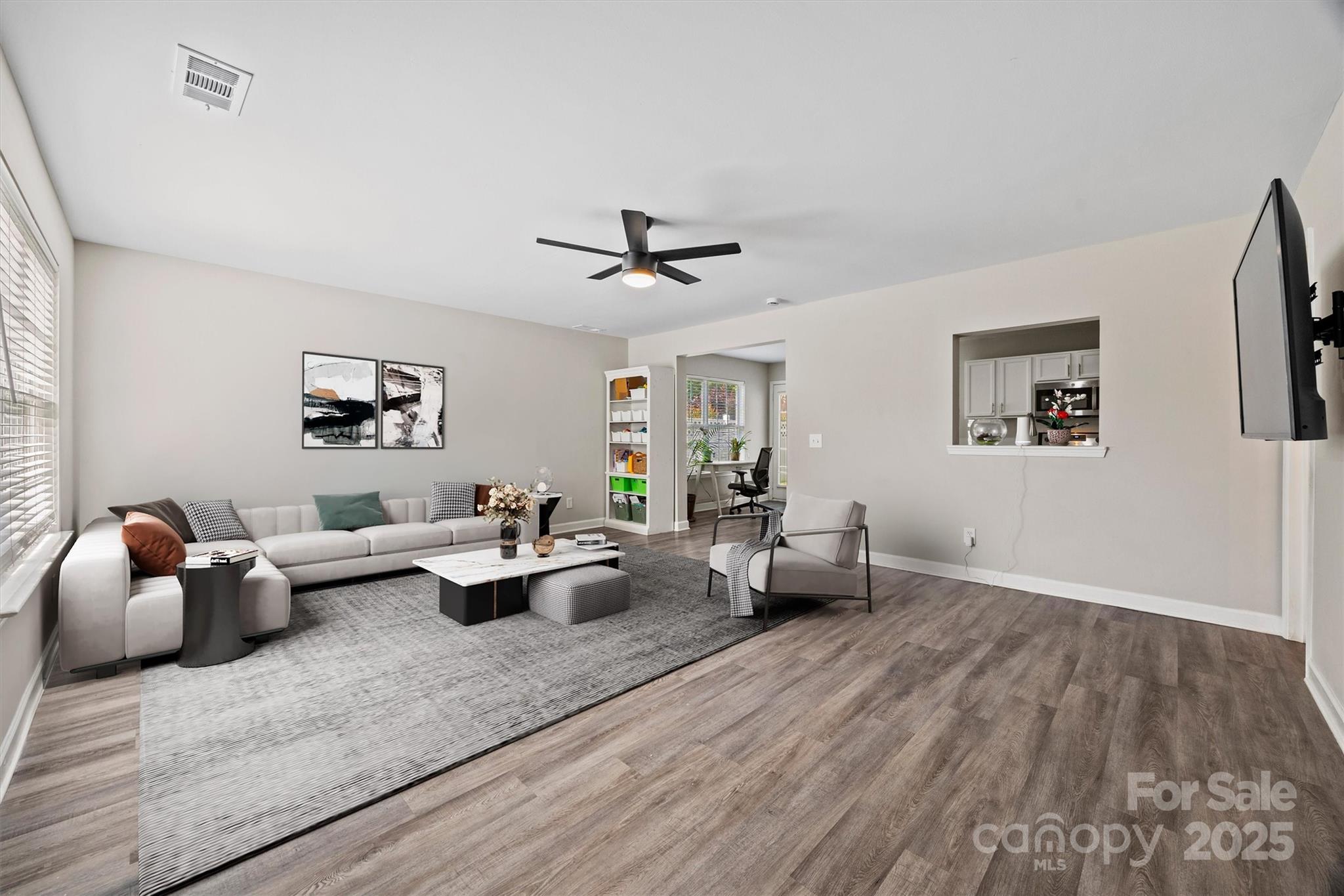 1505 Tuckers Glenn Drive Property Photo 5