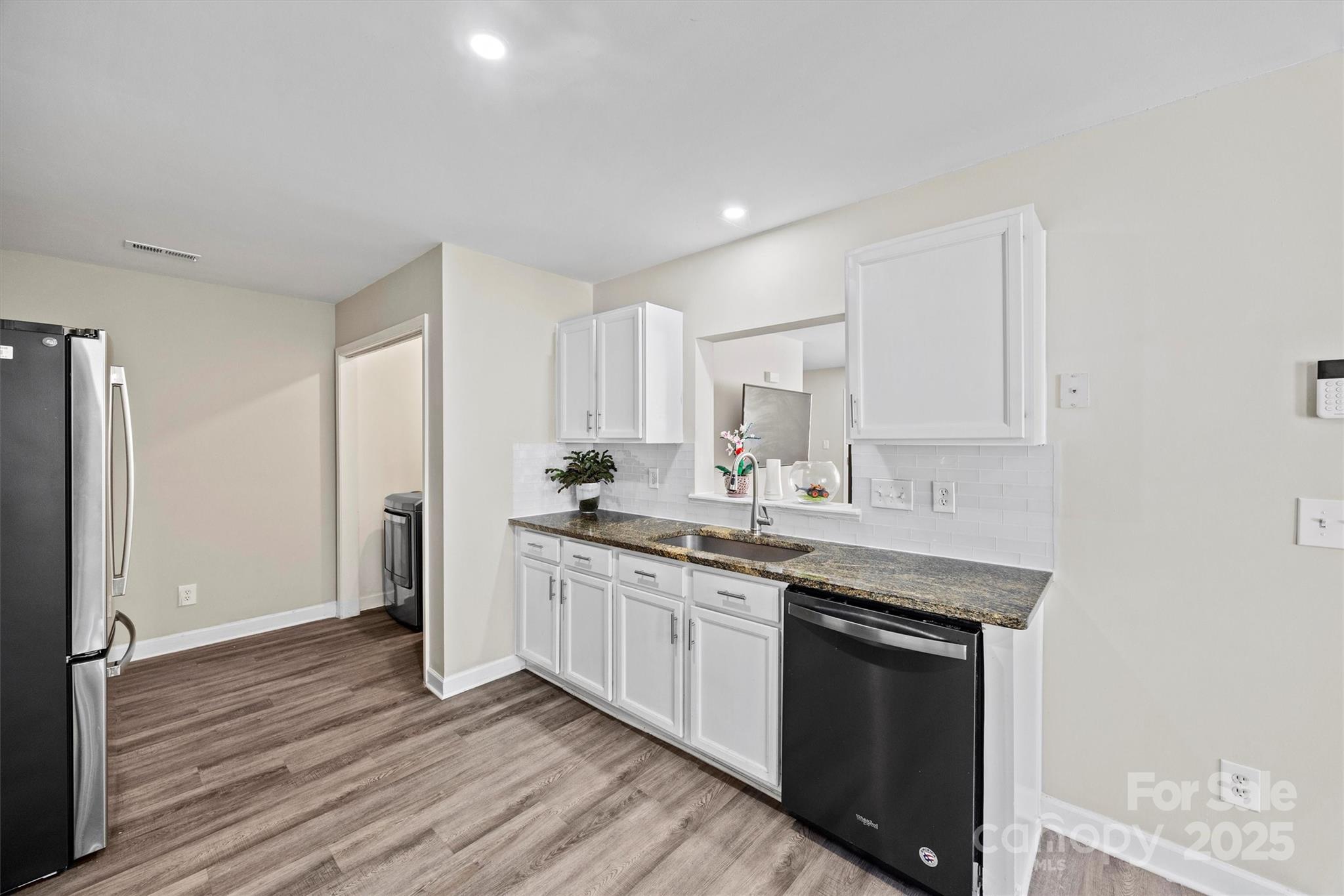 1505 Tuckers Glenn Drive Property Photo 11