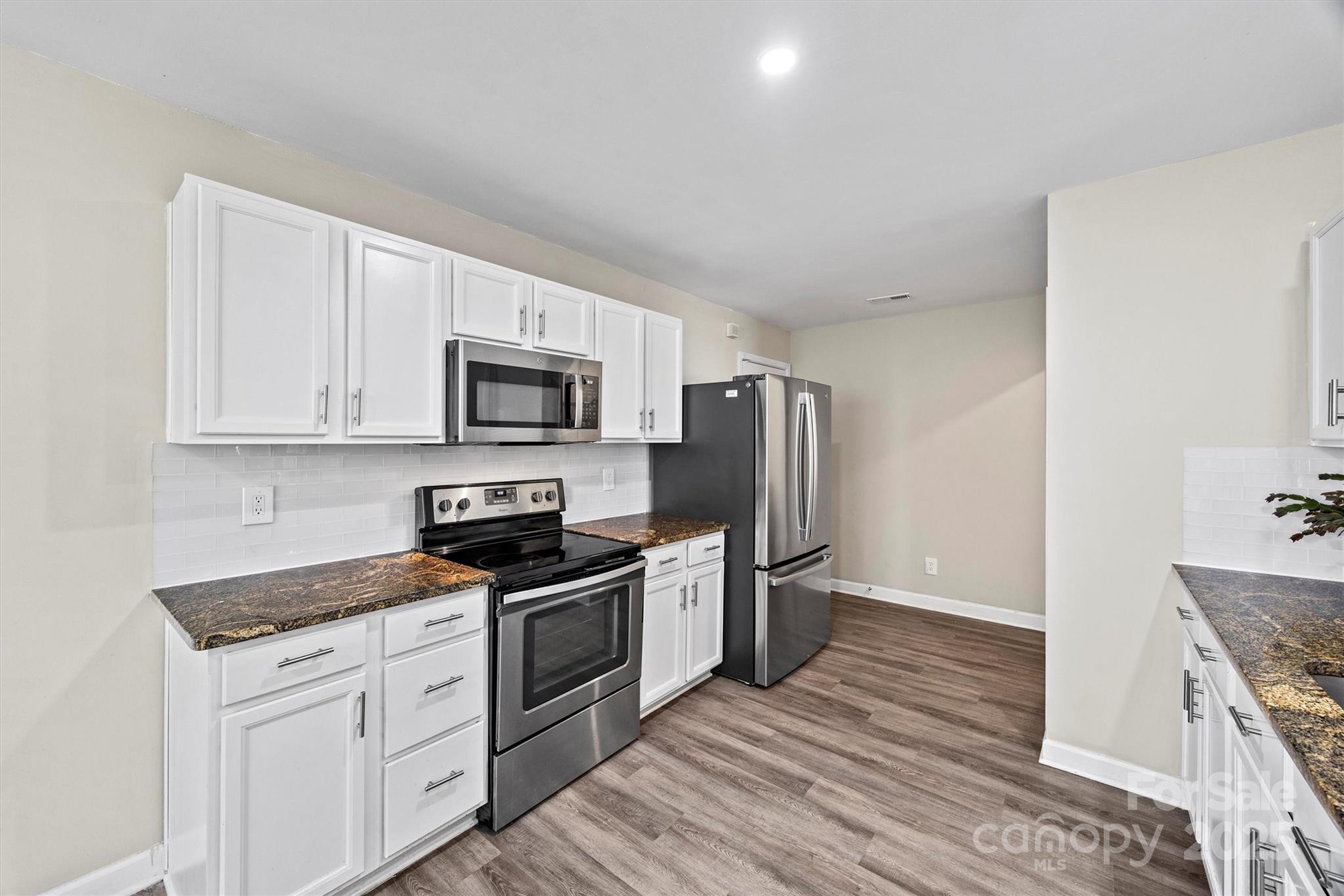 1505 Tuckers Glenn Drive Property Photo 12