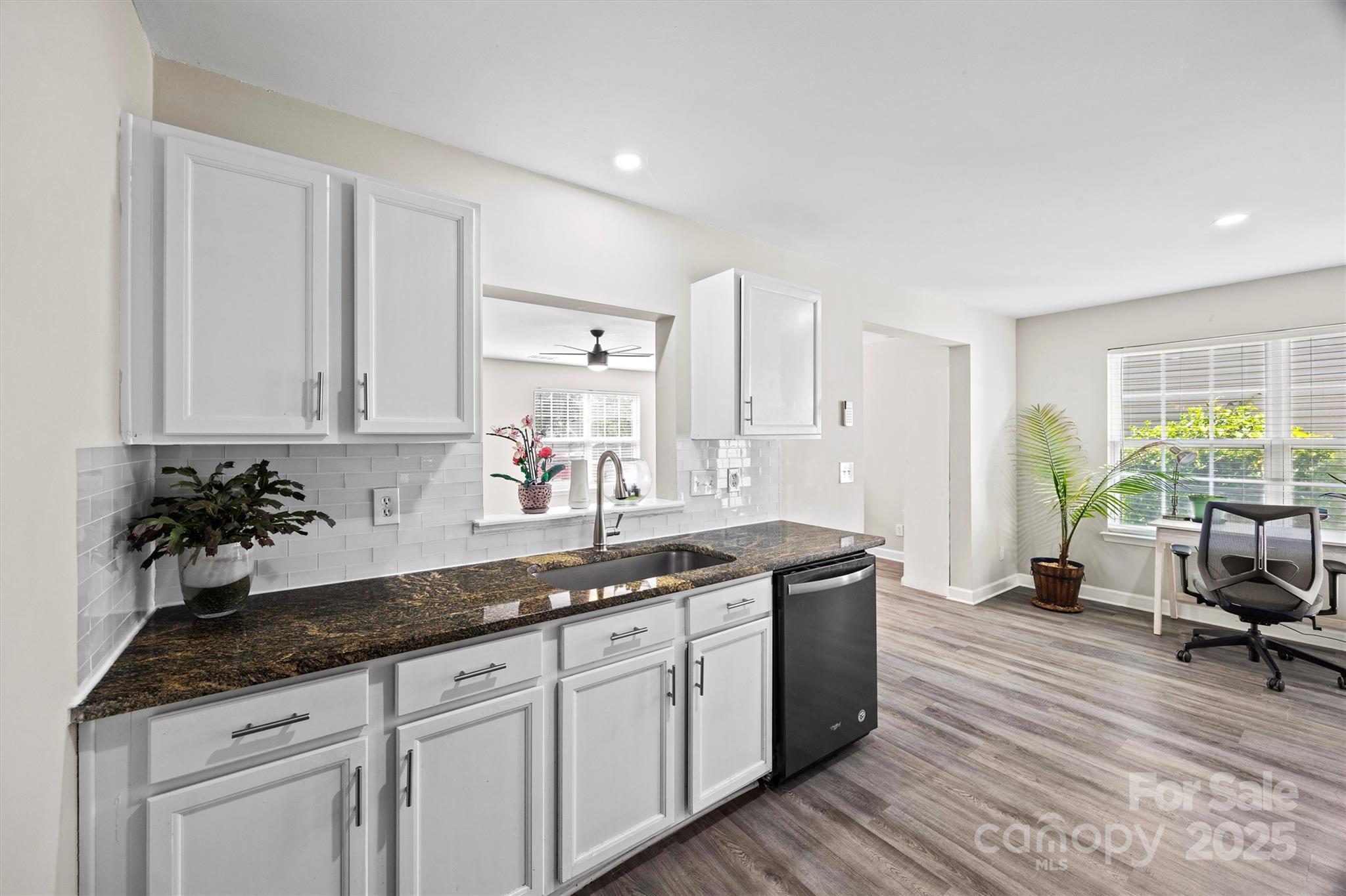 1505 Tuckers Glenn Drive Property Photo 13