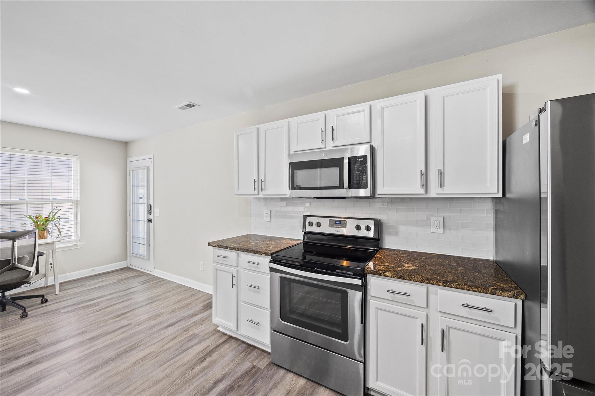 1505 Tuckers Glenn Drive Property Photo 14