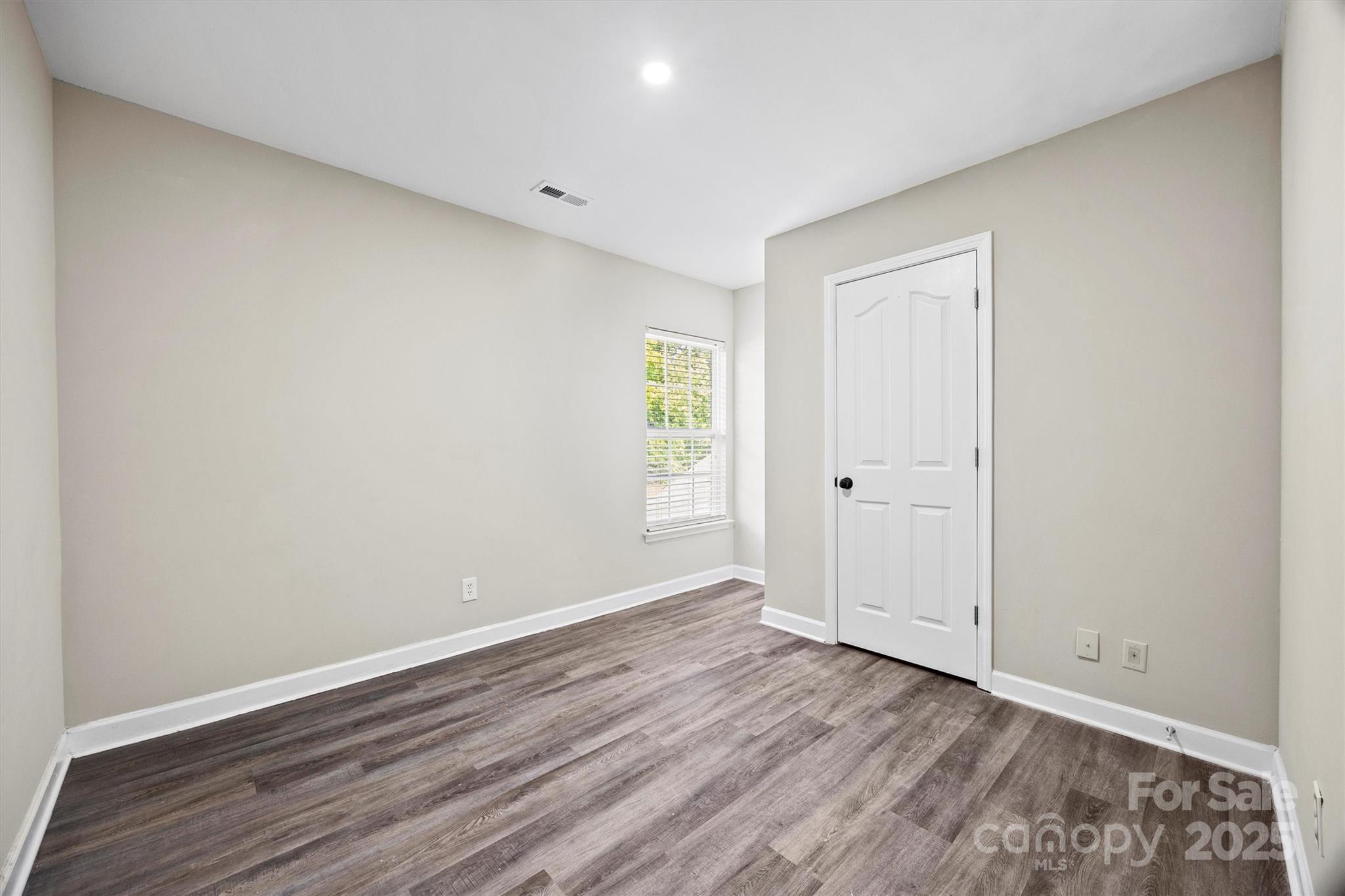 1505 Tuckers Glenn Drive Property Photo 22