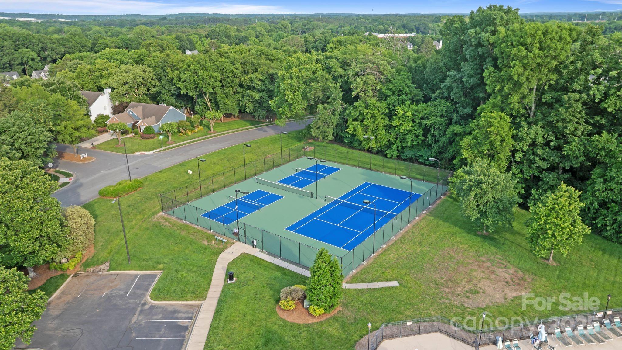 1310 Bellhook Place Property Photo 40