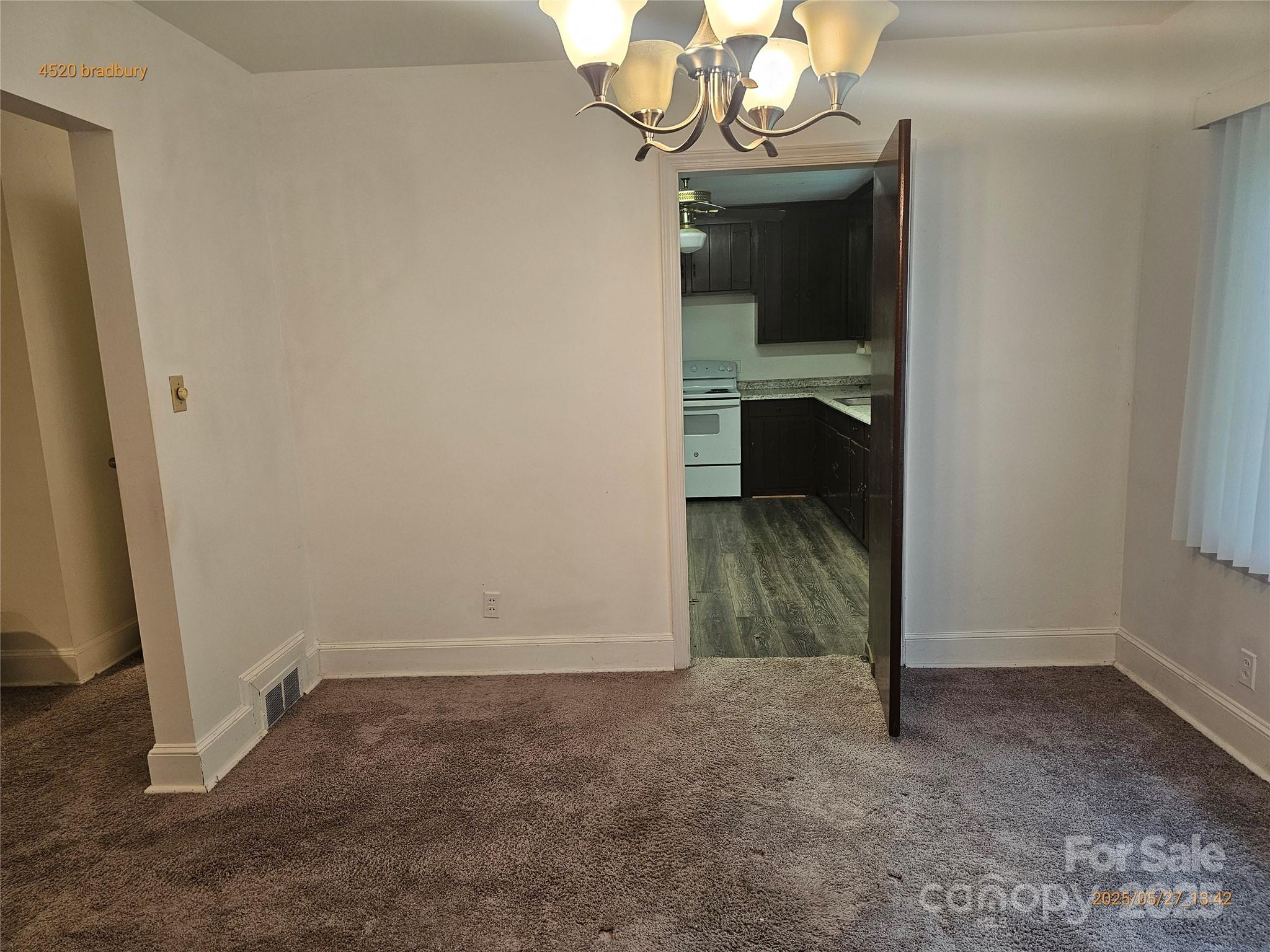 4520 Bradbury Drive Property Photo 7