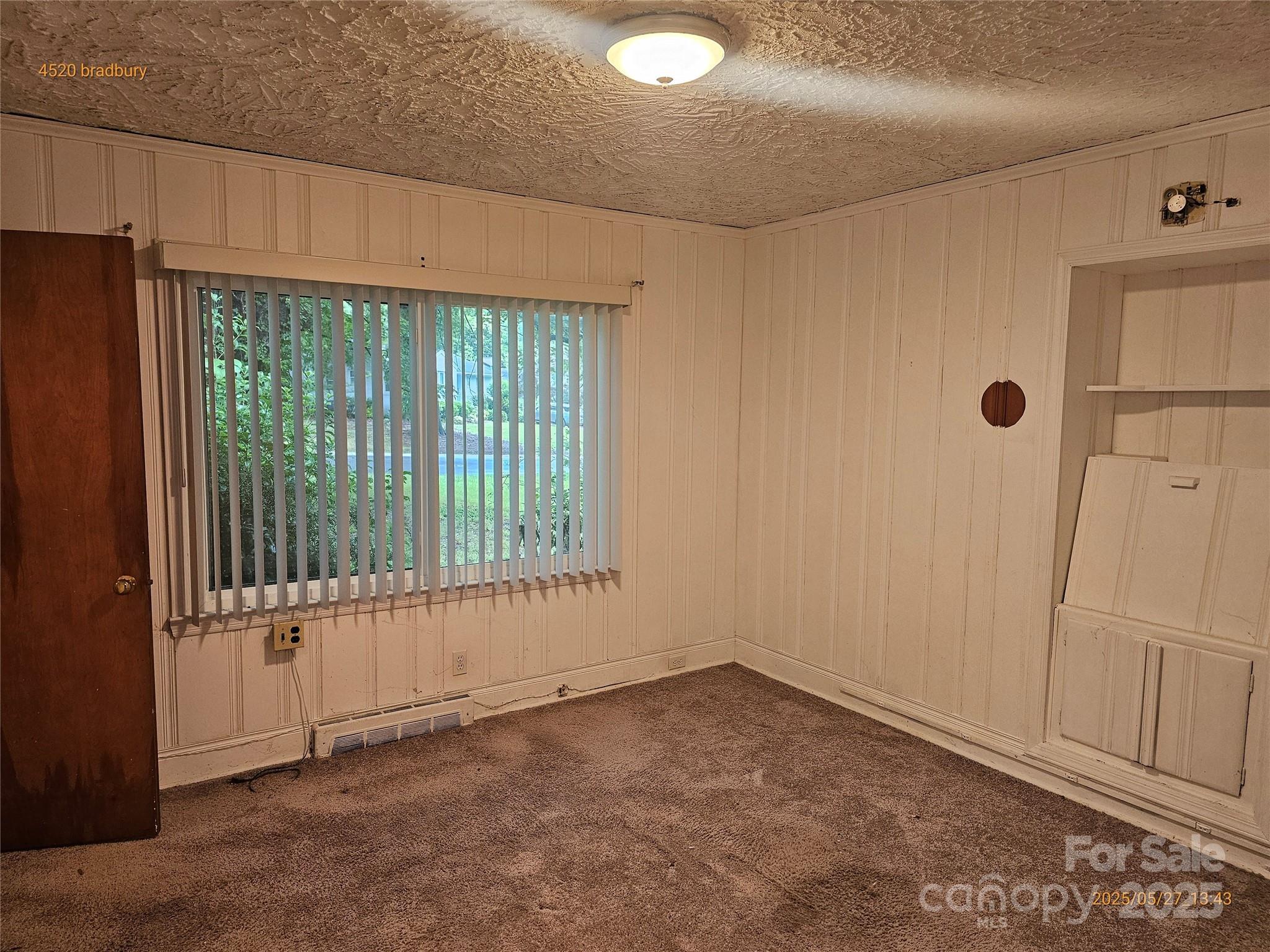 4520 Bradbury Drive Property Photo 10