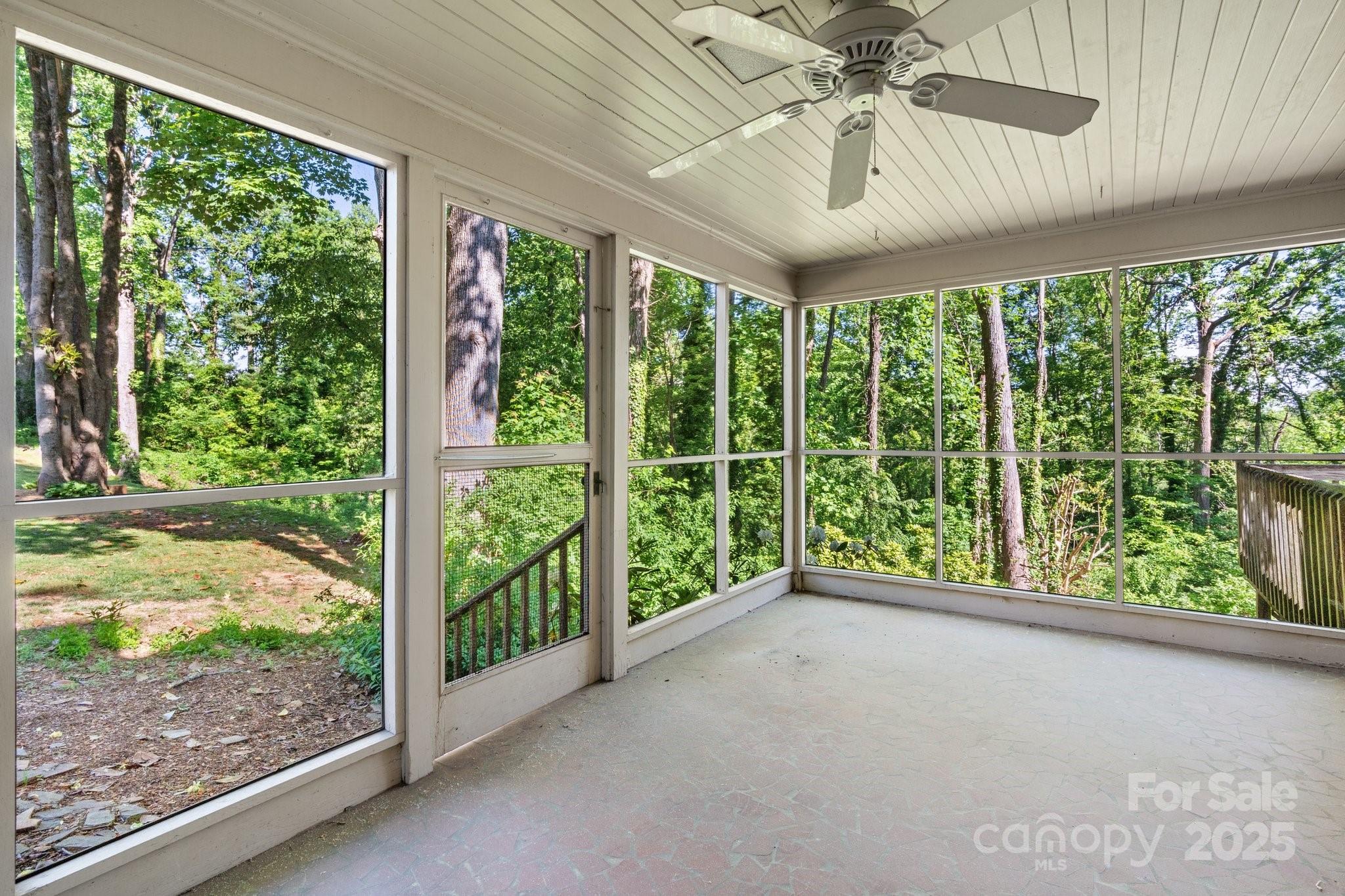 220 West Park Drive Property Photo 15