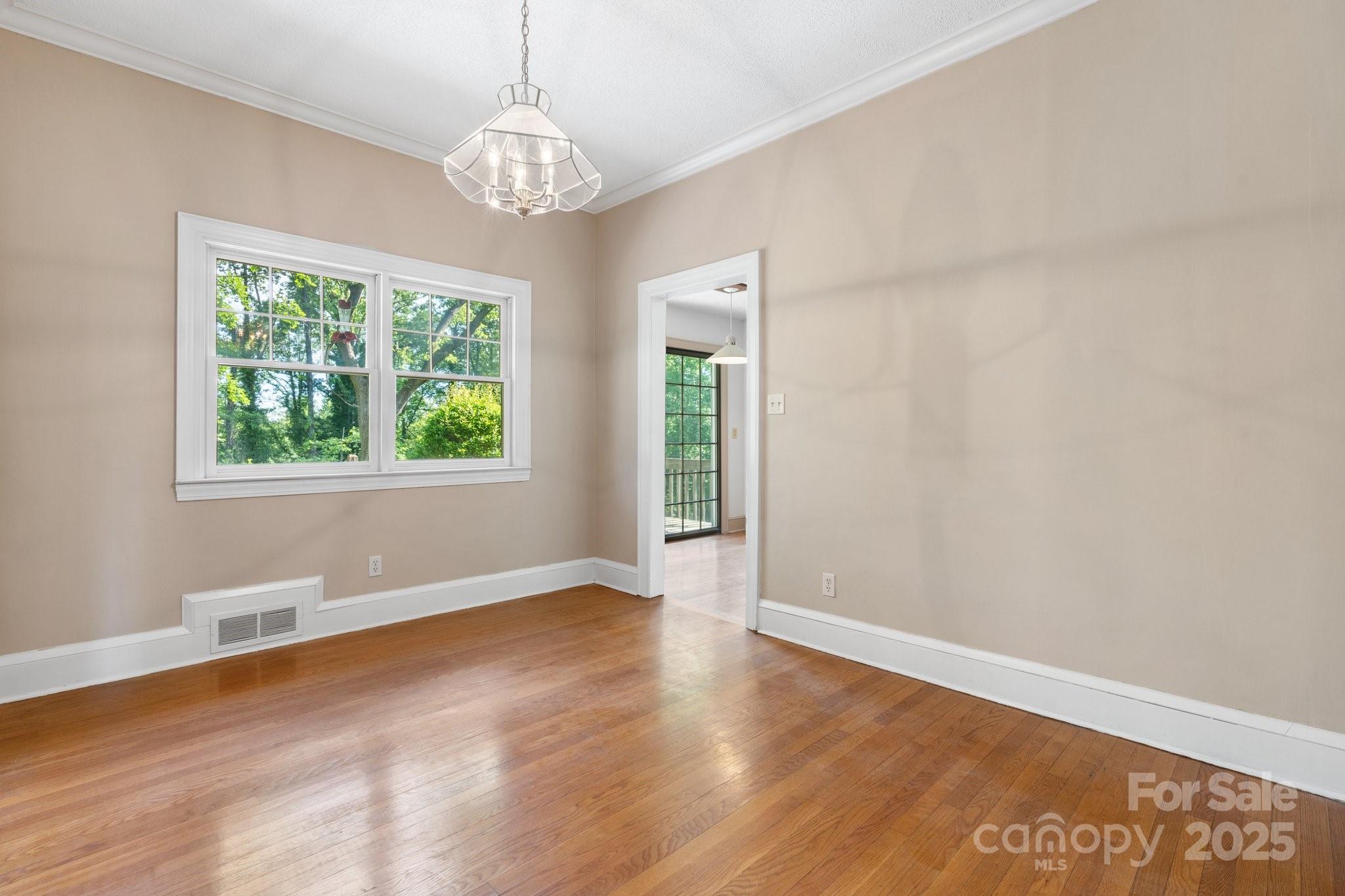 220 West Park Drive Property Photo 16