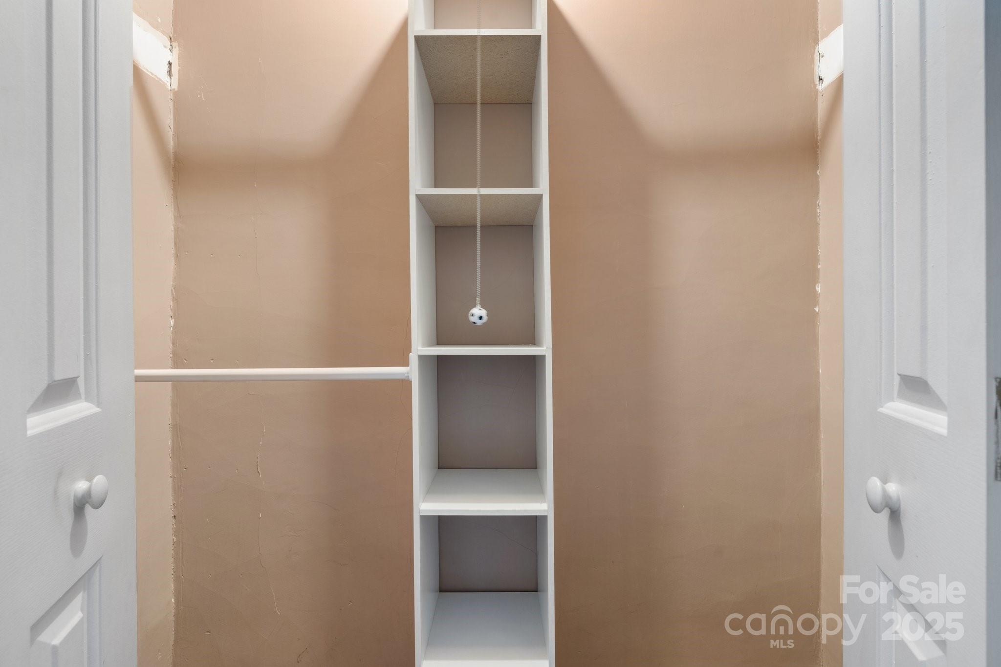 220 West Park Drive Property Photo 37