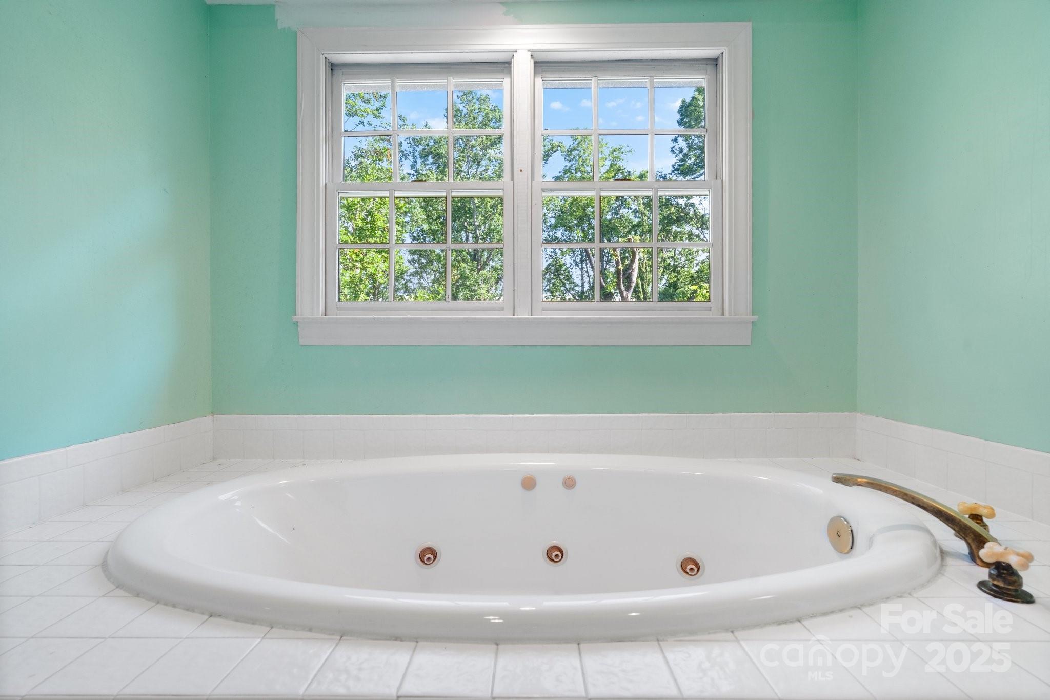 220 West Park Drive Property Photo 40