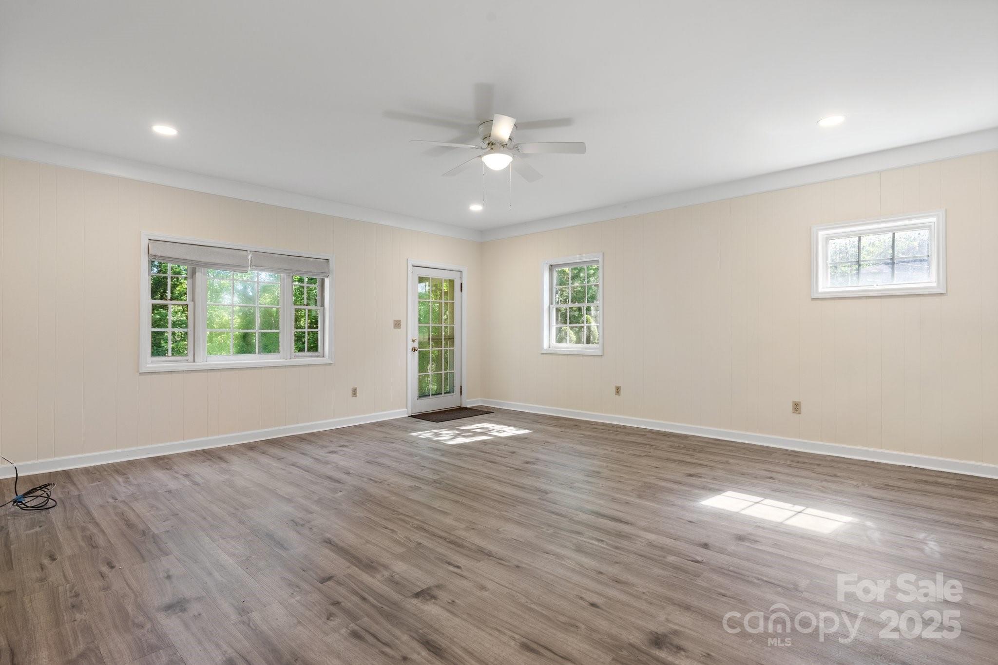 220 West Park Drive Property Photo 41