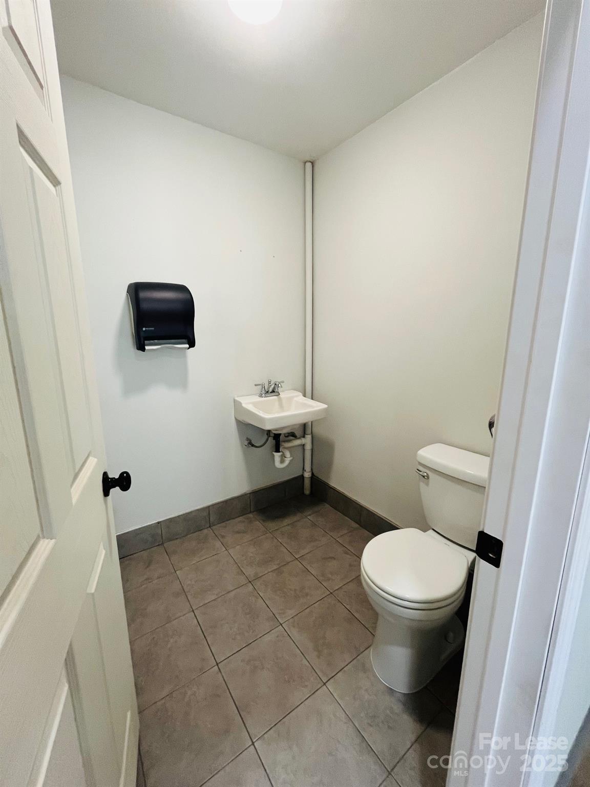 272 Catawba Avenue Property Photo 6