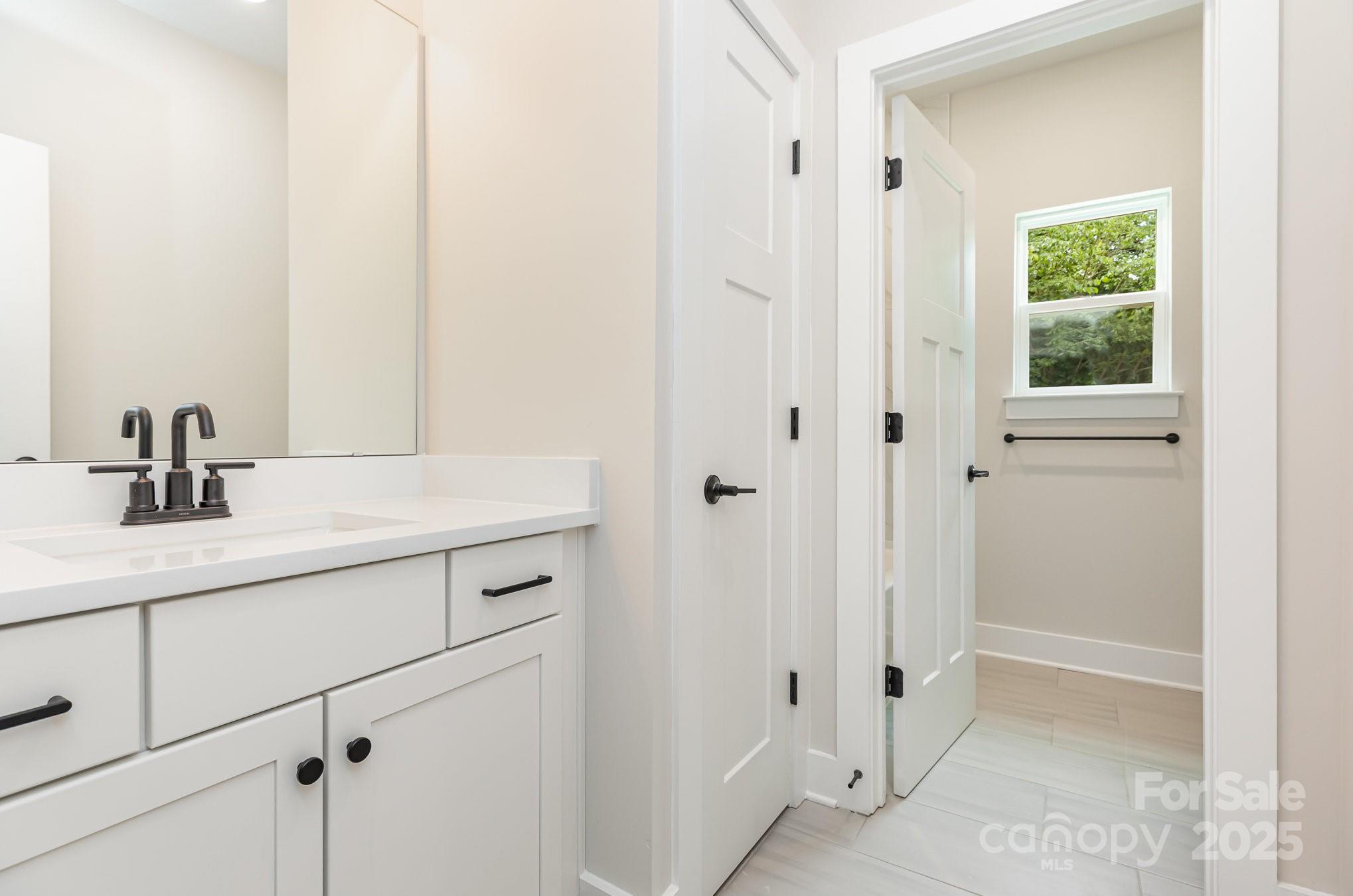 5408 Unionville Brief Road Property Photo 10