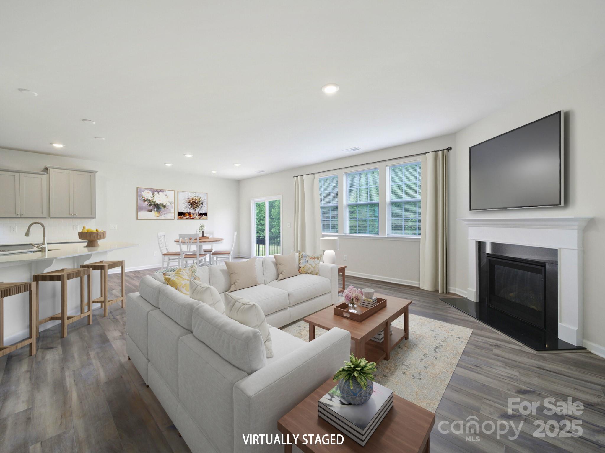 300 Kennerly Center Drive Property Photo 6