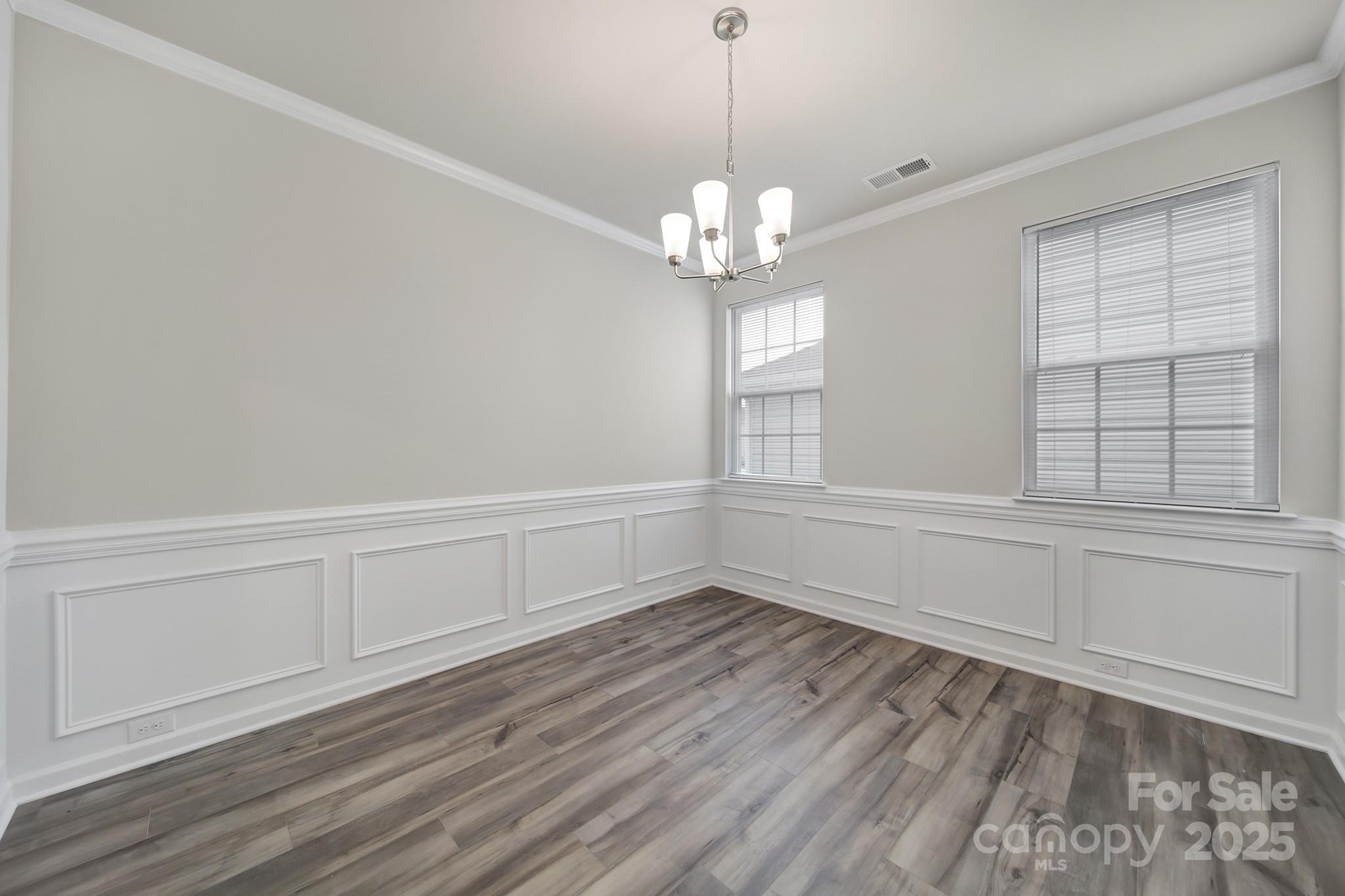 300 Kennerly Center Drive Property Photo 11