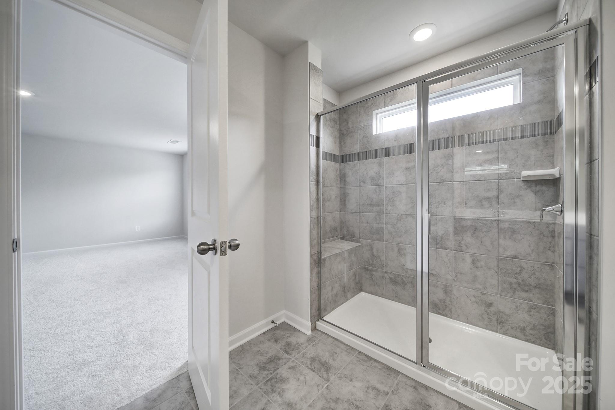 300 Kennerly Center Drive Property Photo 21