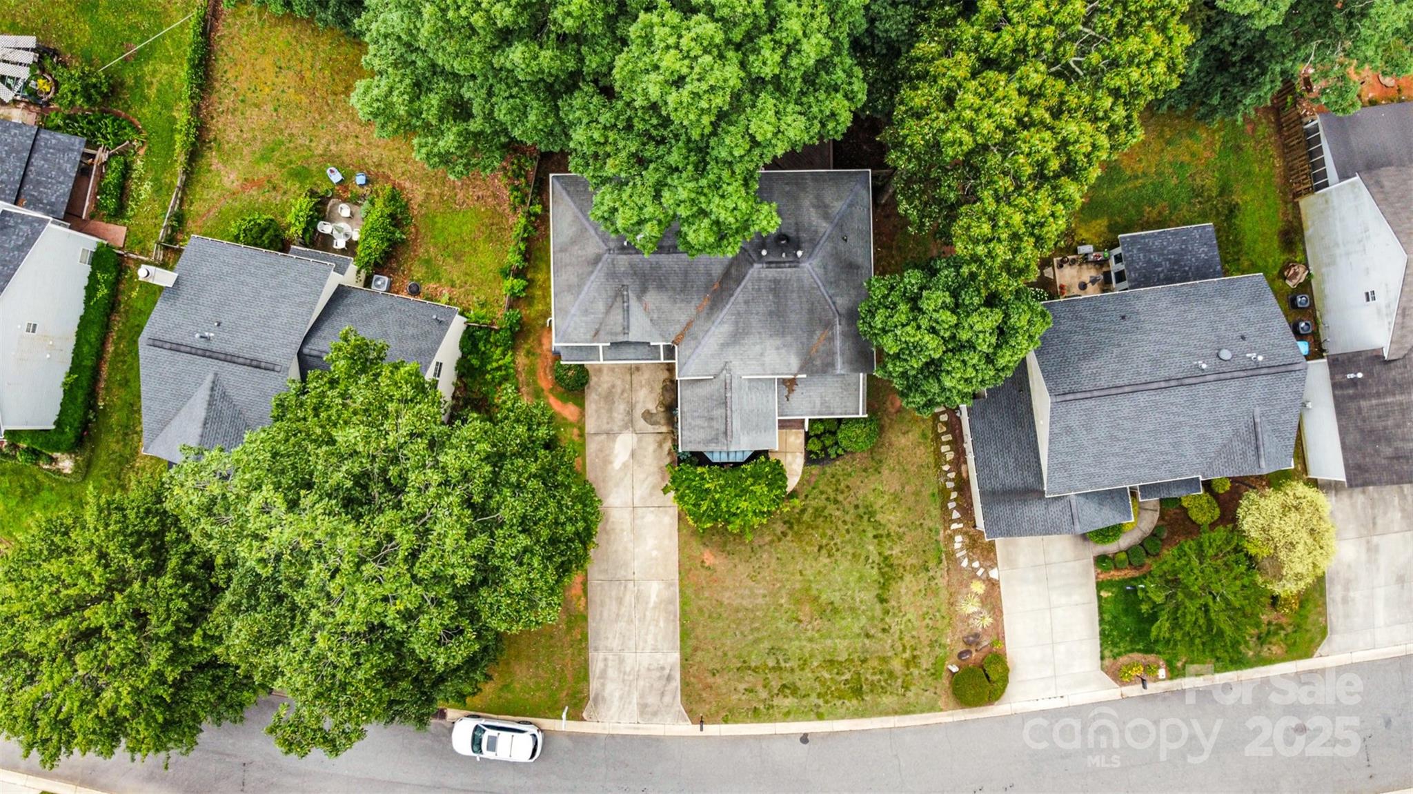 8256 Chatham Oaks Drive Property Photo 28