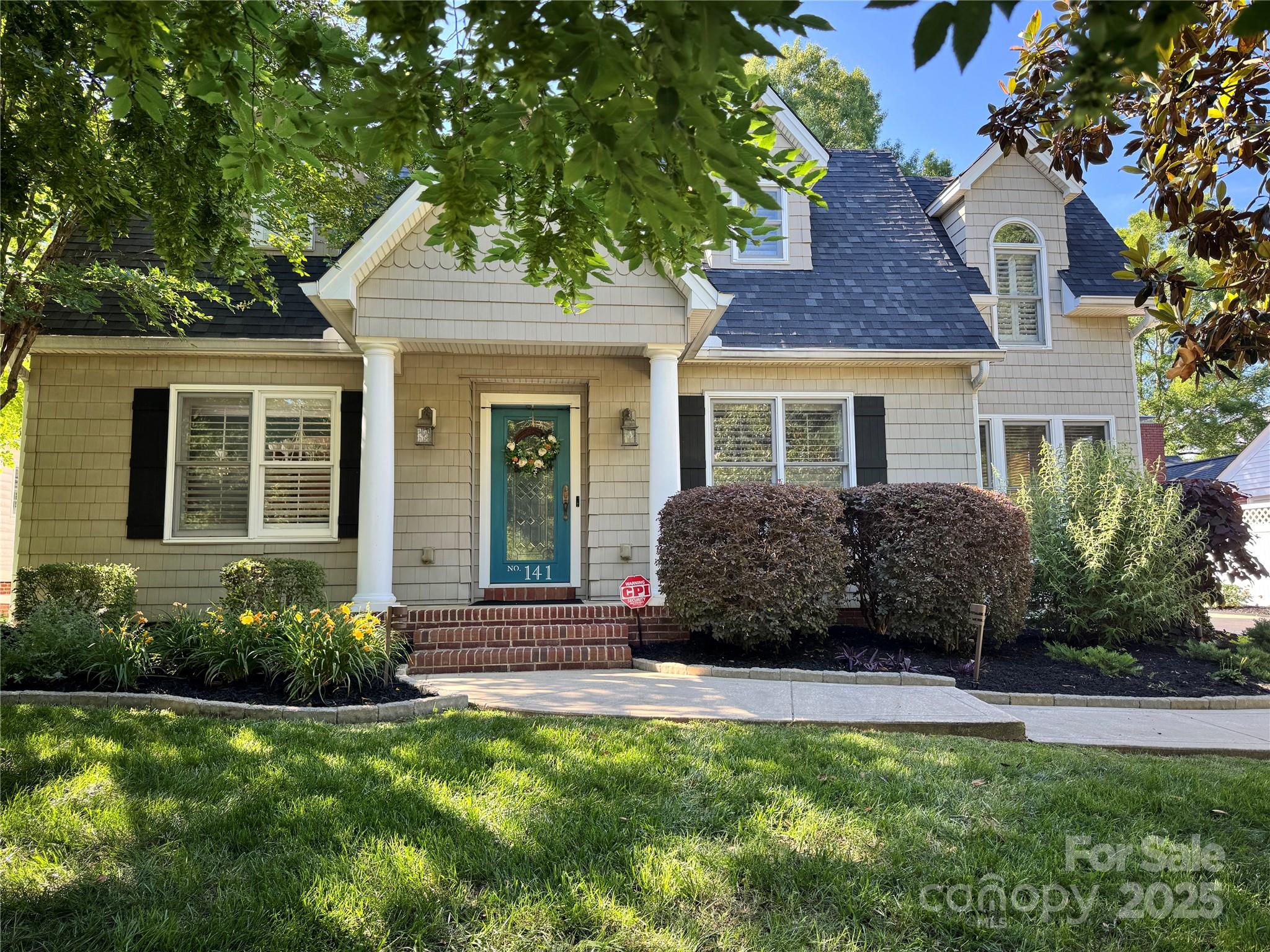 141 Eastover Drive Property Photo 1
