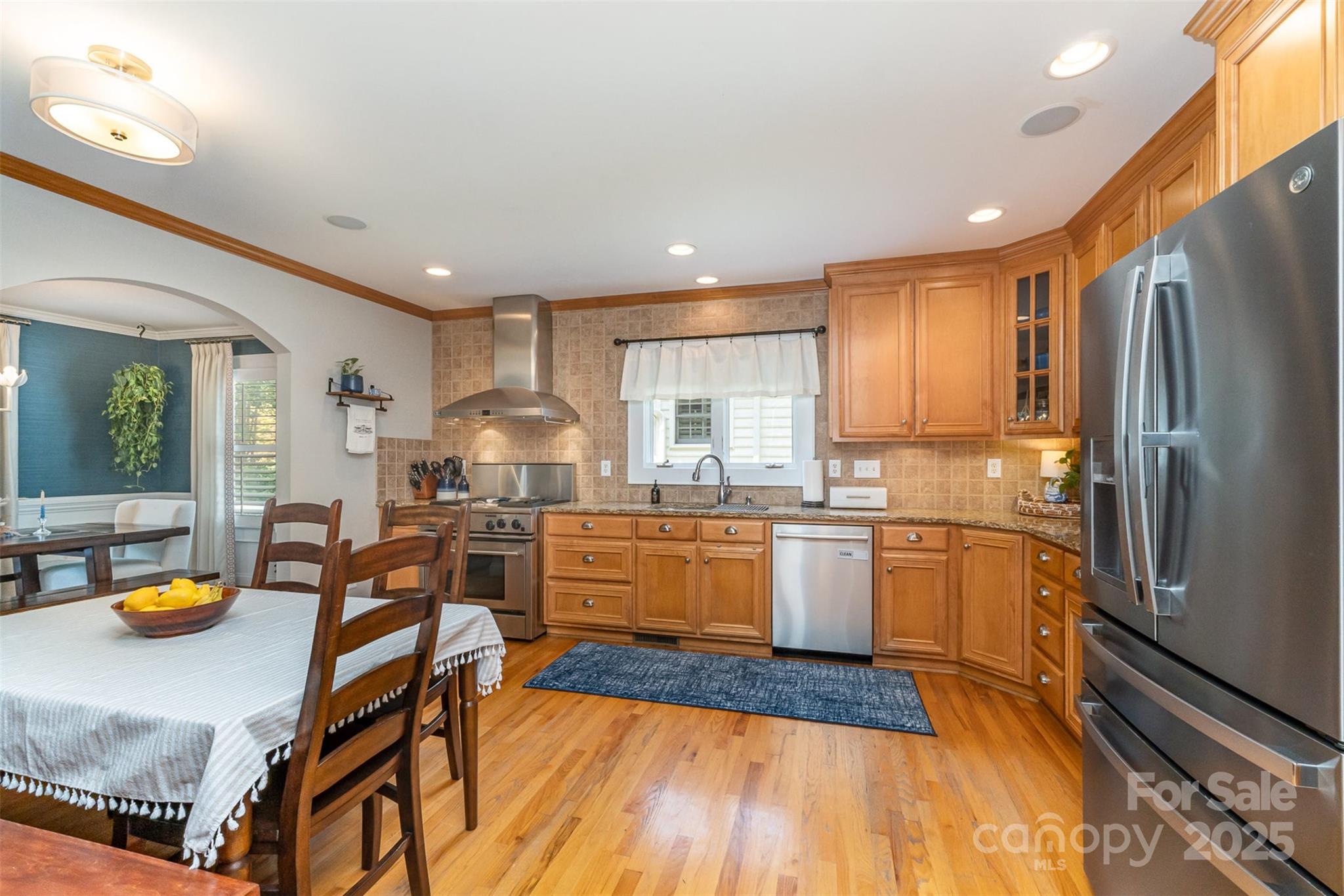 141 Eastover Drive Property Photo 4
