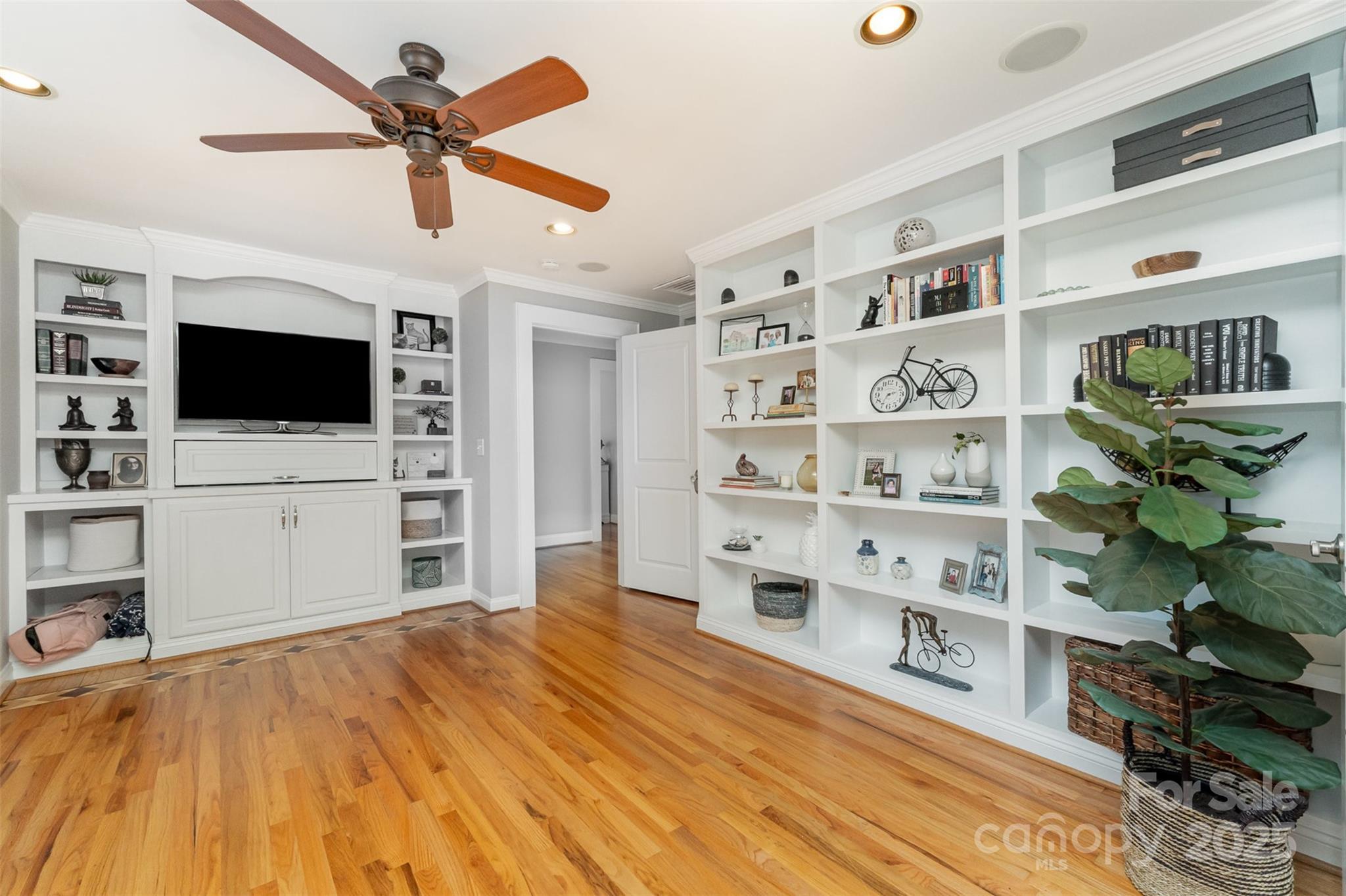 141 Eastover Drive Property Photo 15