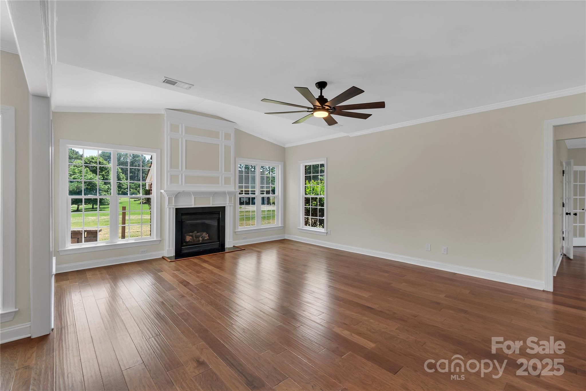 3068 River Road Property Photo 12