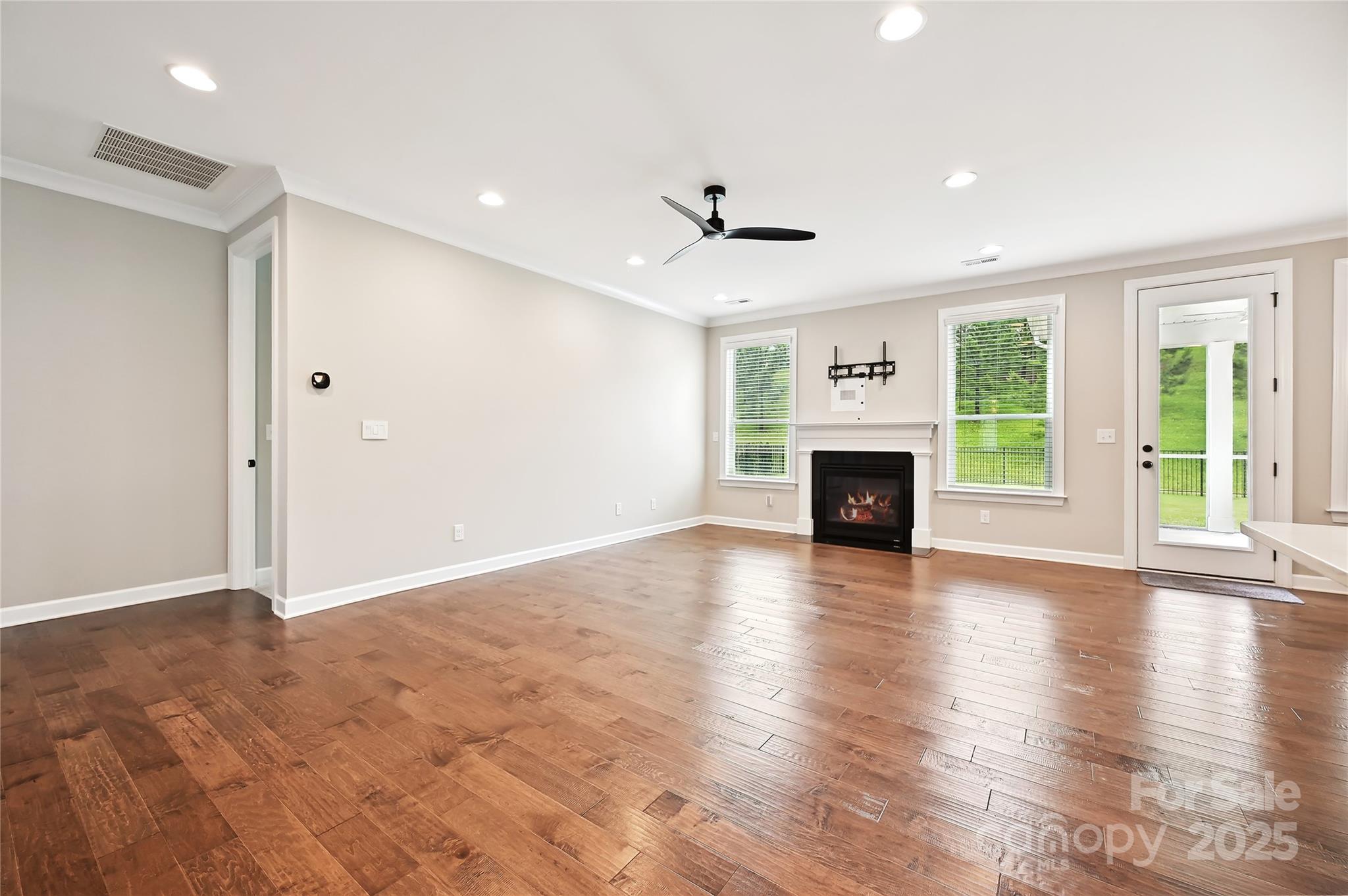 2760 Berkhamstead Circle Property Photo 14
