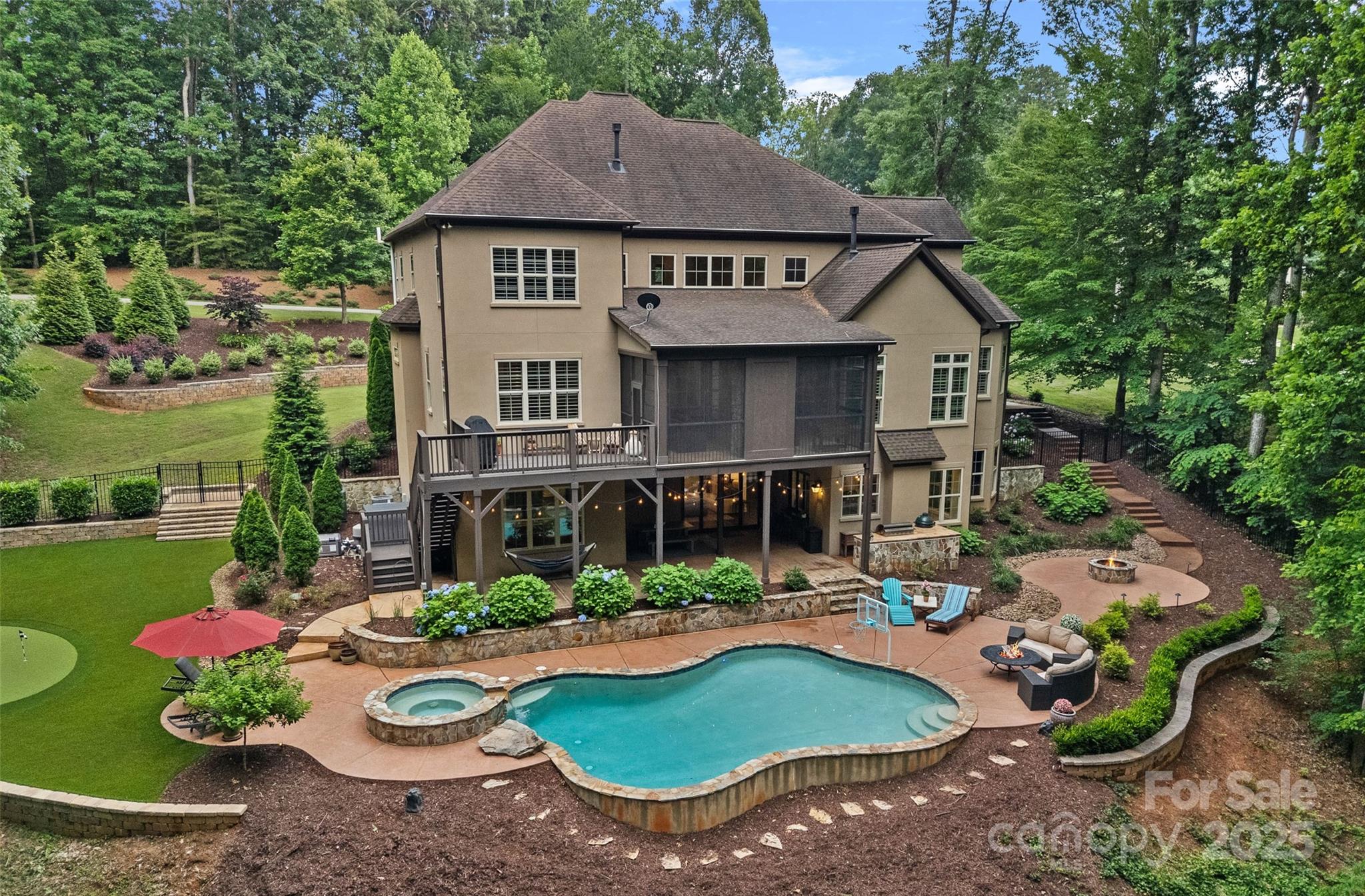 117 Walking Horse Trail Property Photo 1