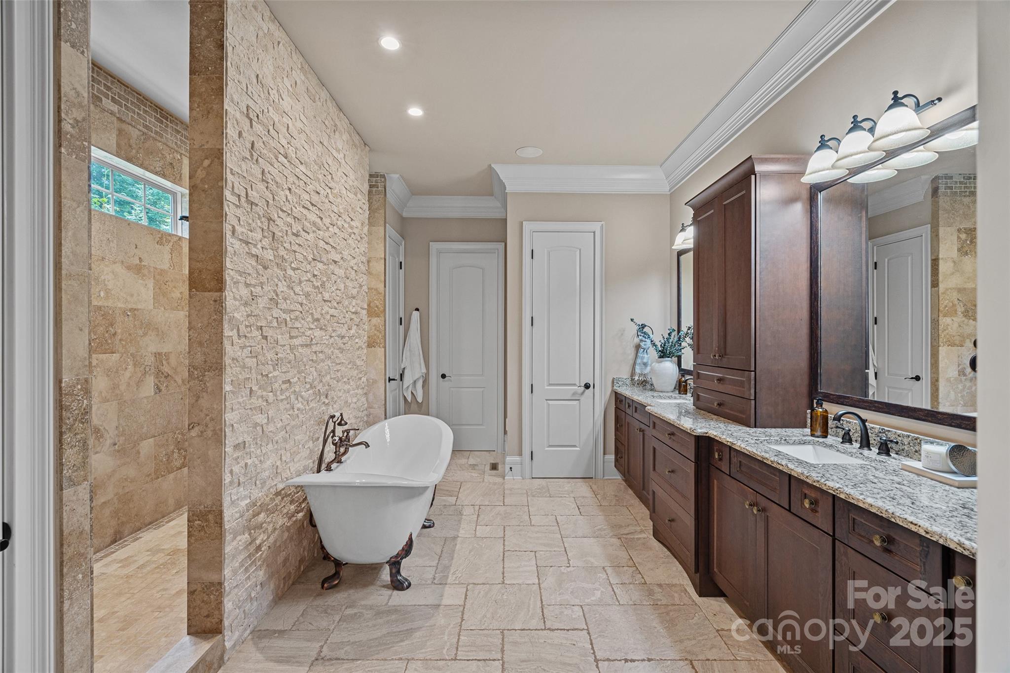117 Walking Horse Trail Property Photo 16