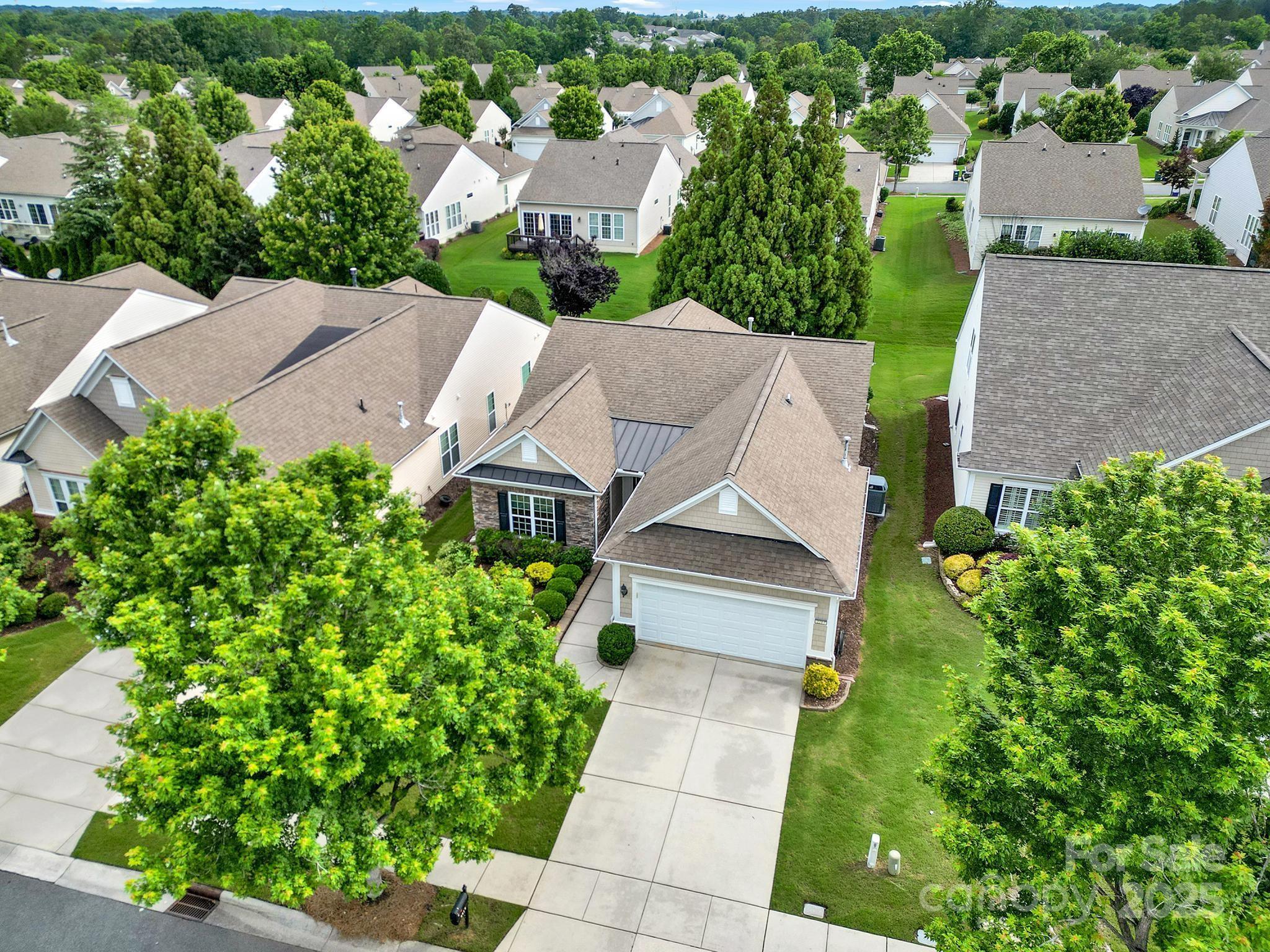 2213 Hartwell Lane 84 Property Photo 3