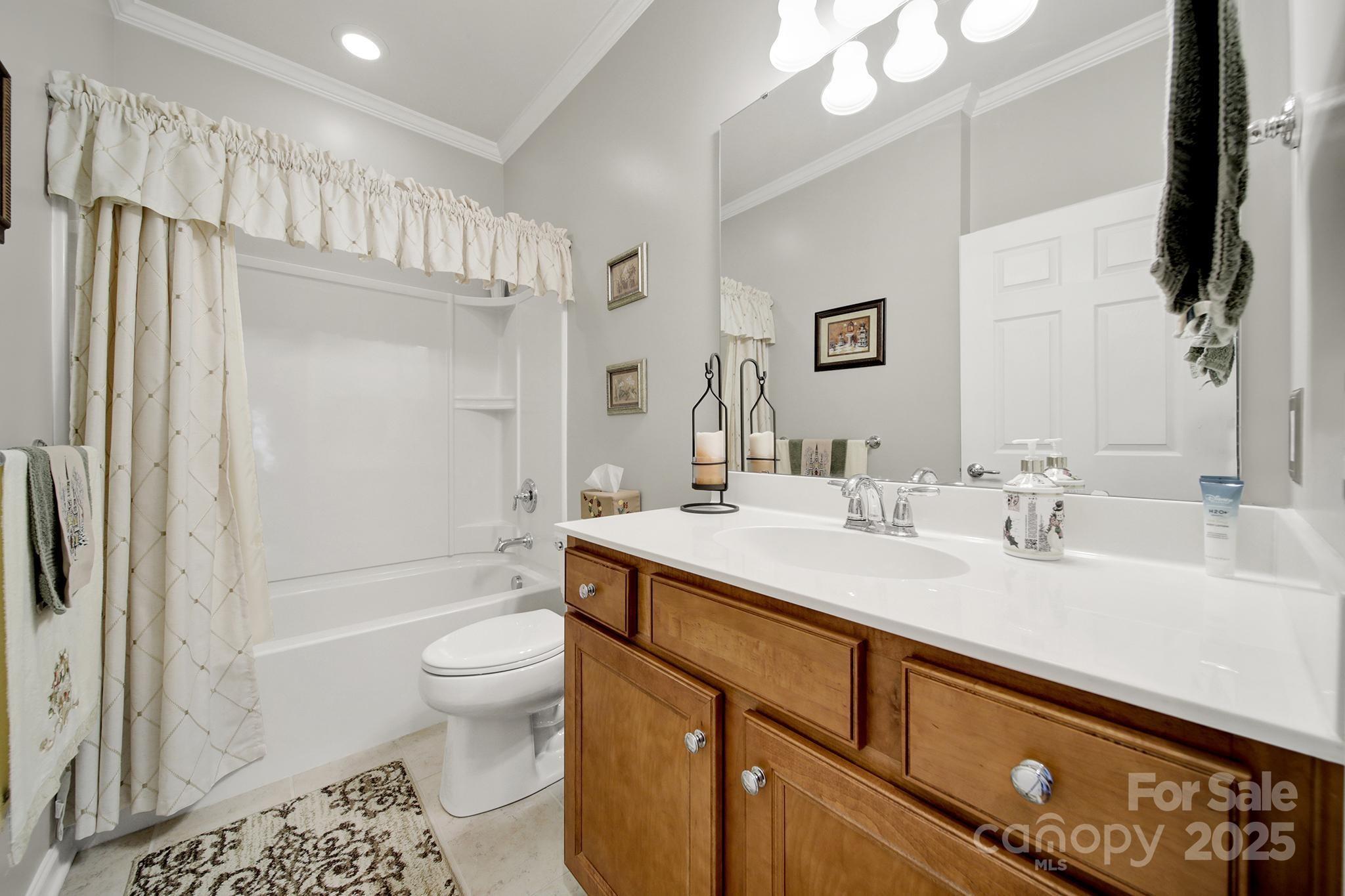 2213 Hartwell Lane 84 Property Photo 5