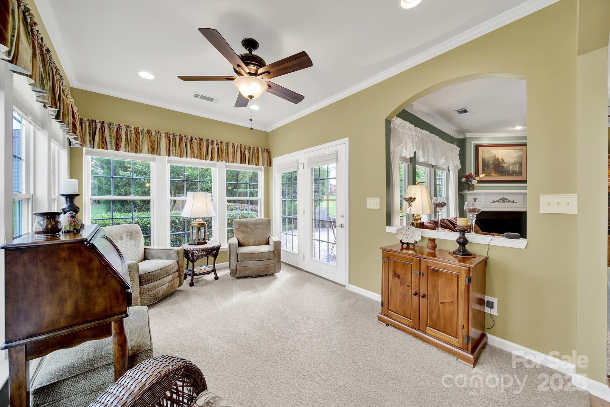 2213 Hartwell Lane 84 Property Photo 16