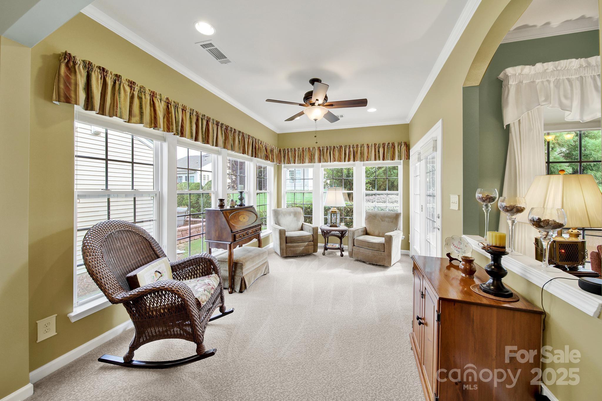 2213 Hartwell Lane 84 Property Photo 17