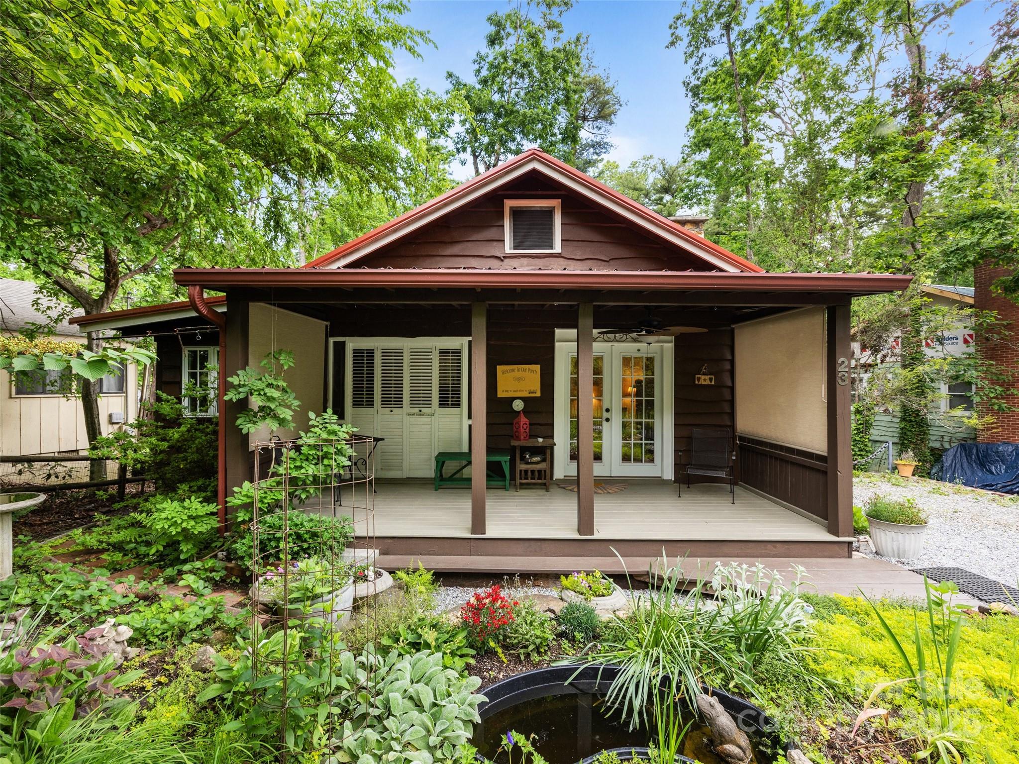 23 Leatherwood Lane Property Photo 1