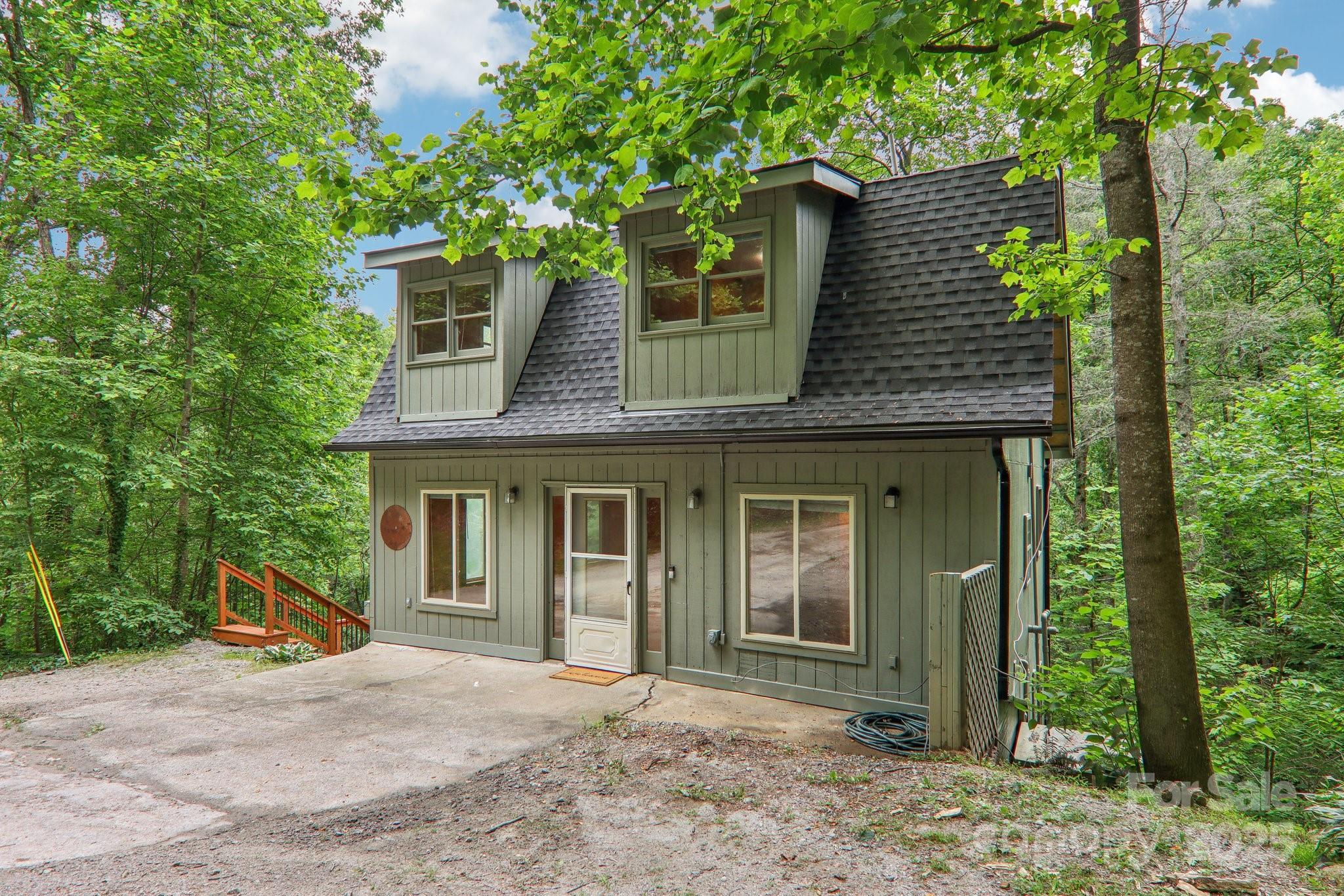 685 Freeman Creek Road