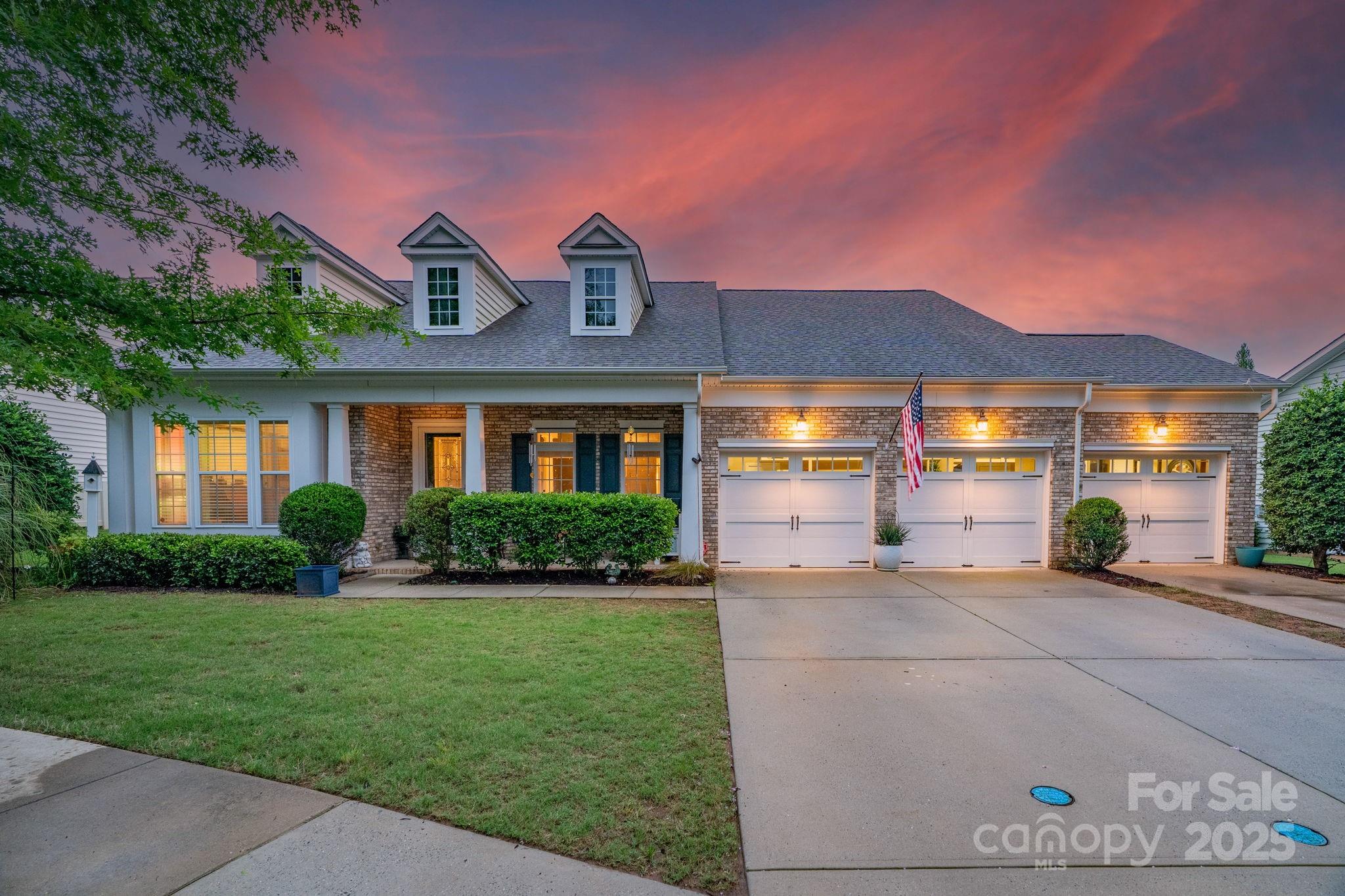 8725 Soaring Eagle Lane Property Photo 1