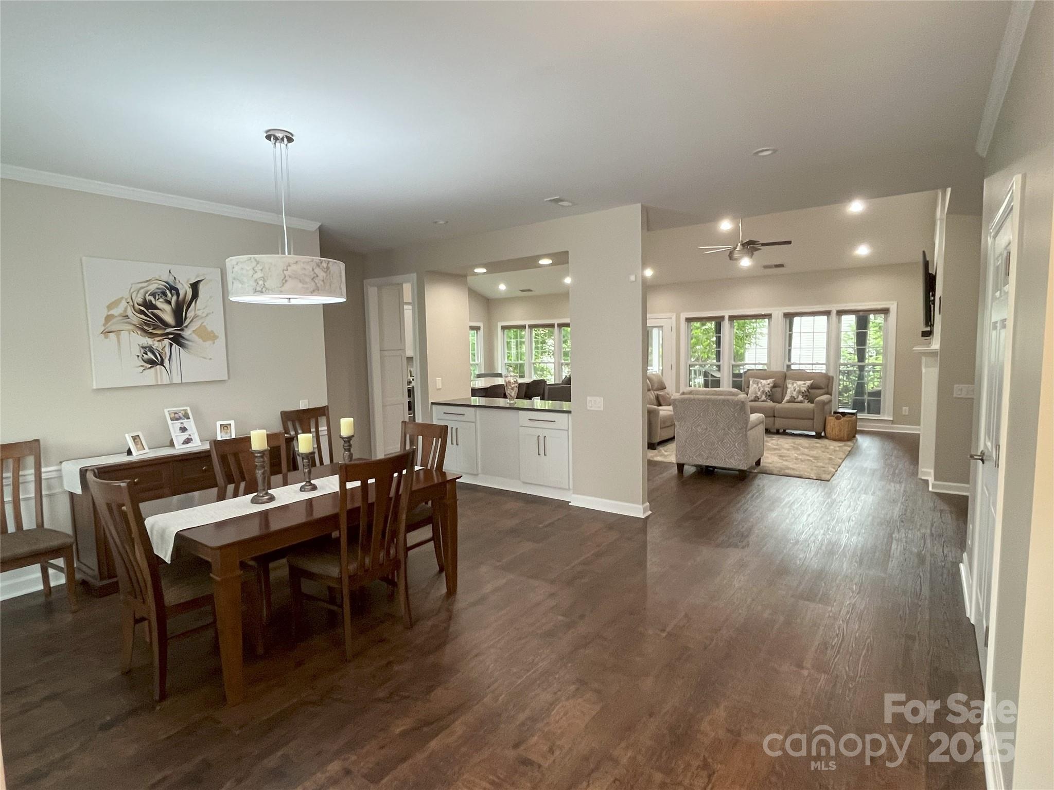 5929 Waterelm Lane Property Photo 4