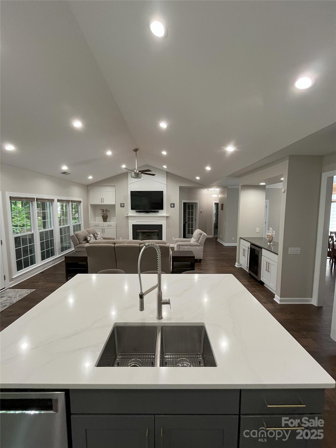 5929 Waterelm Lane Property Photo 15