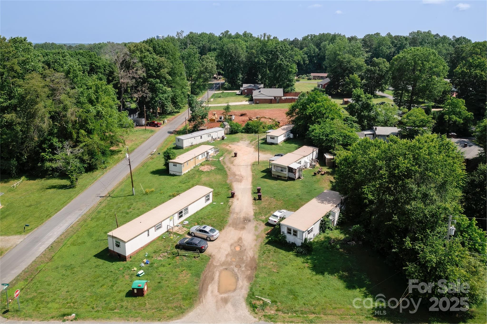 240 Midway Drive Property Photo 1