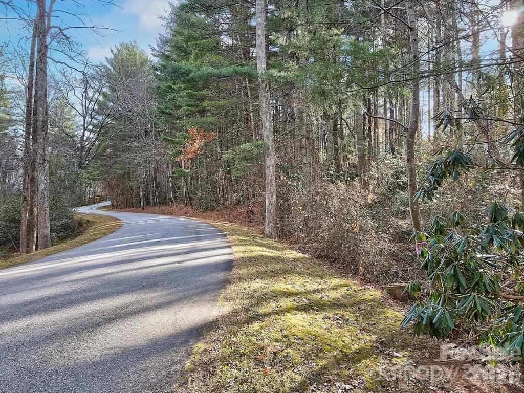 000 Ravenwood Drive 6 Property Photo 1
