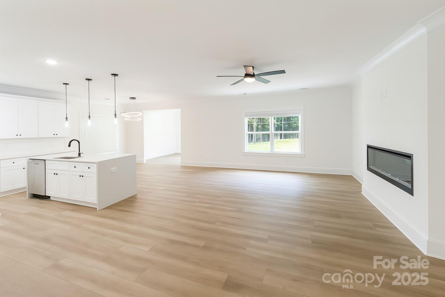 8315 Adrian Court Property Photo 11