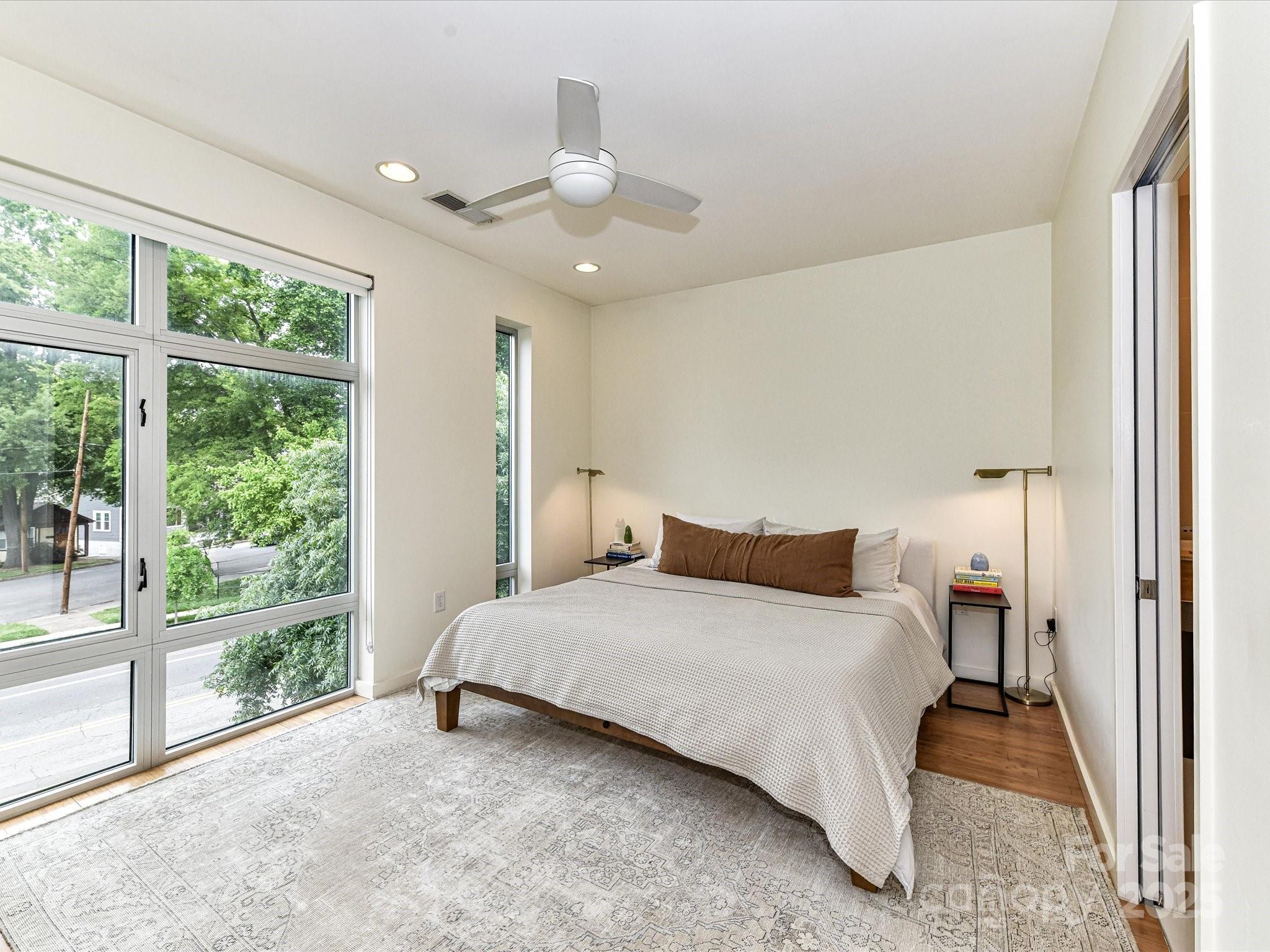 314 Viburnum Way Court Property Photo 23