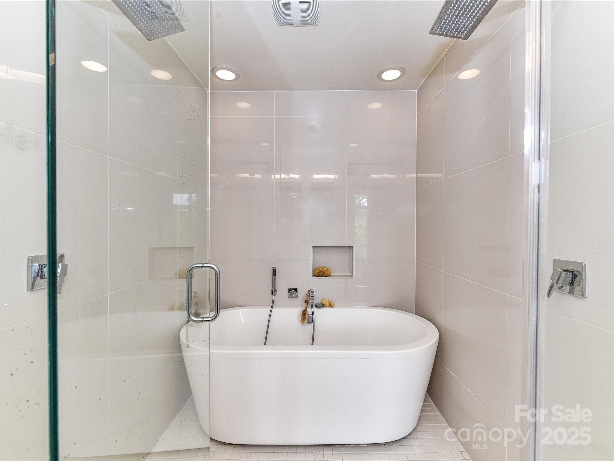 314 Viburnum Way Court Property Photo 25