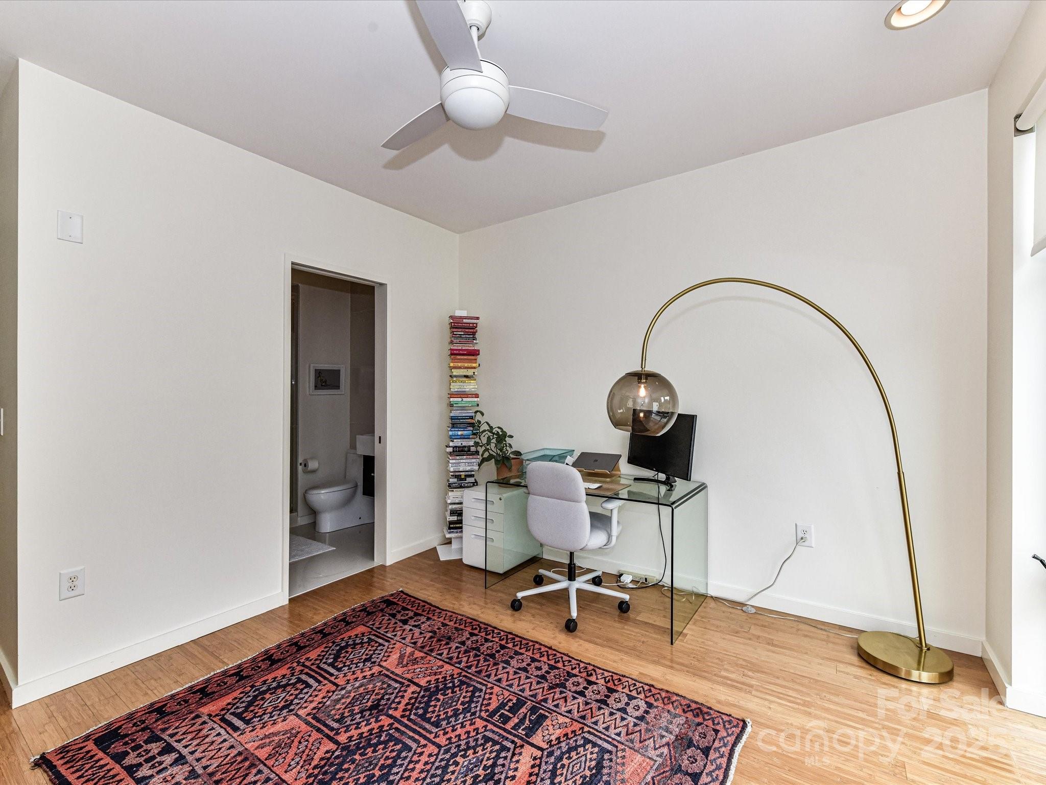 314 Viburnum Way Court Property Photo 28
