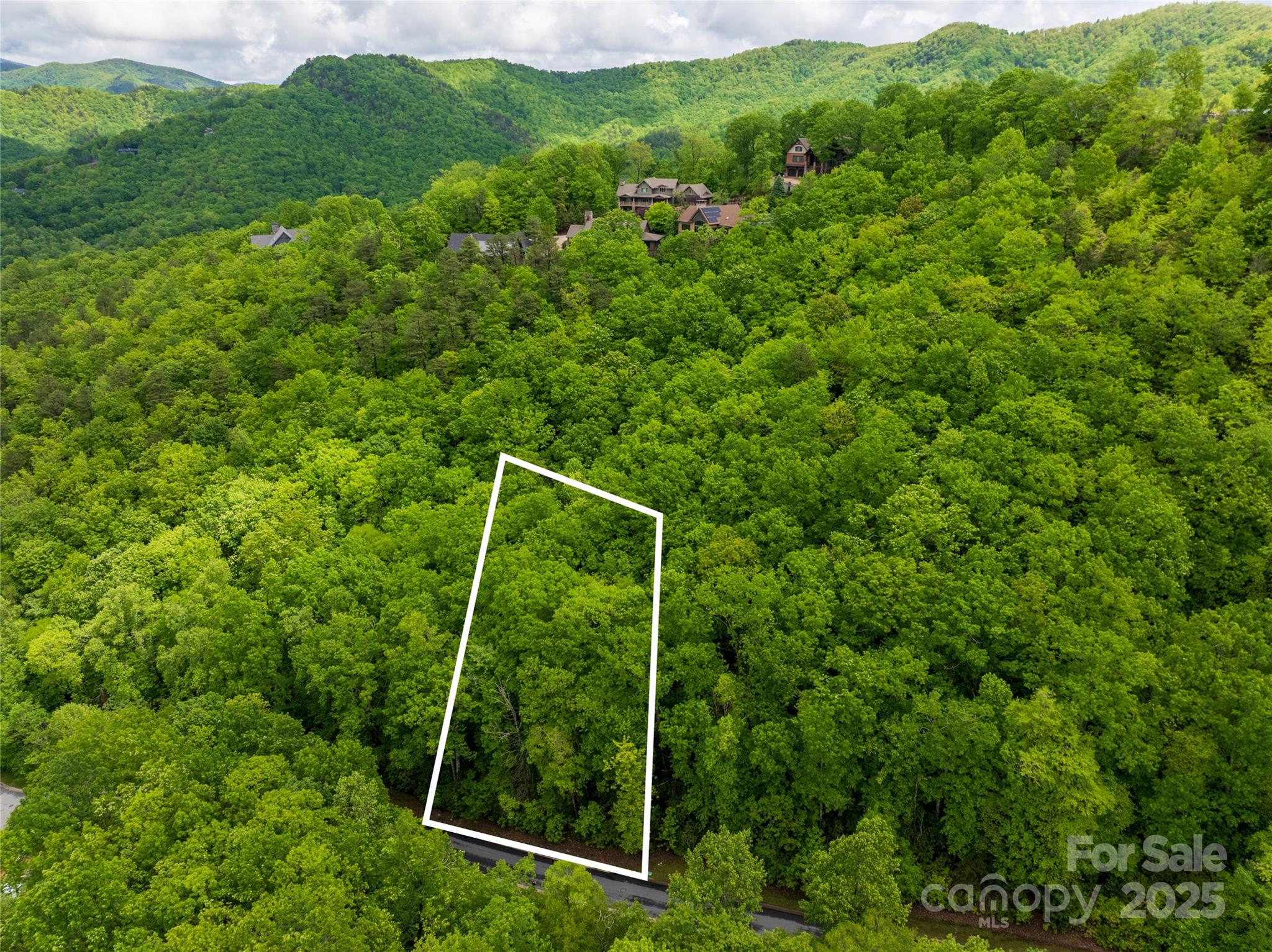52 Settings Boulevard Property Photo 2