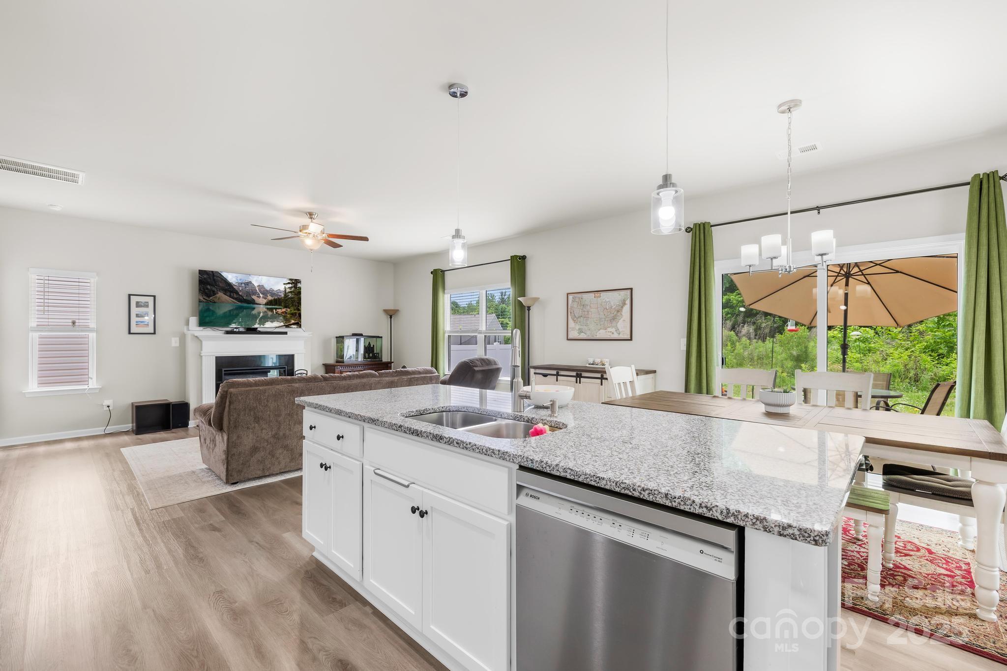 5204 Belstone Lane Property Photo 12