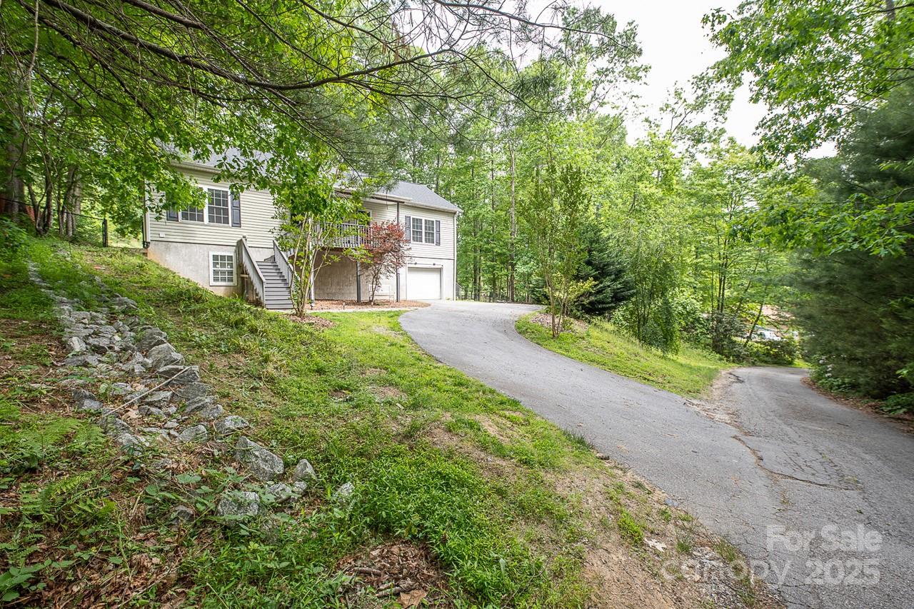 46 Badger Run Property Photo 4