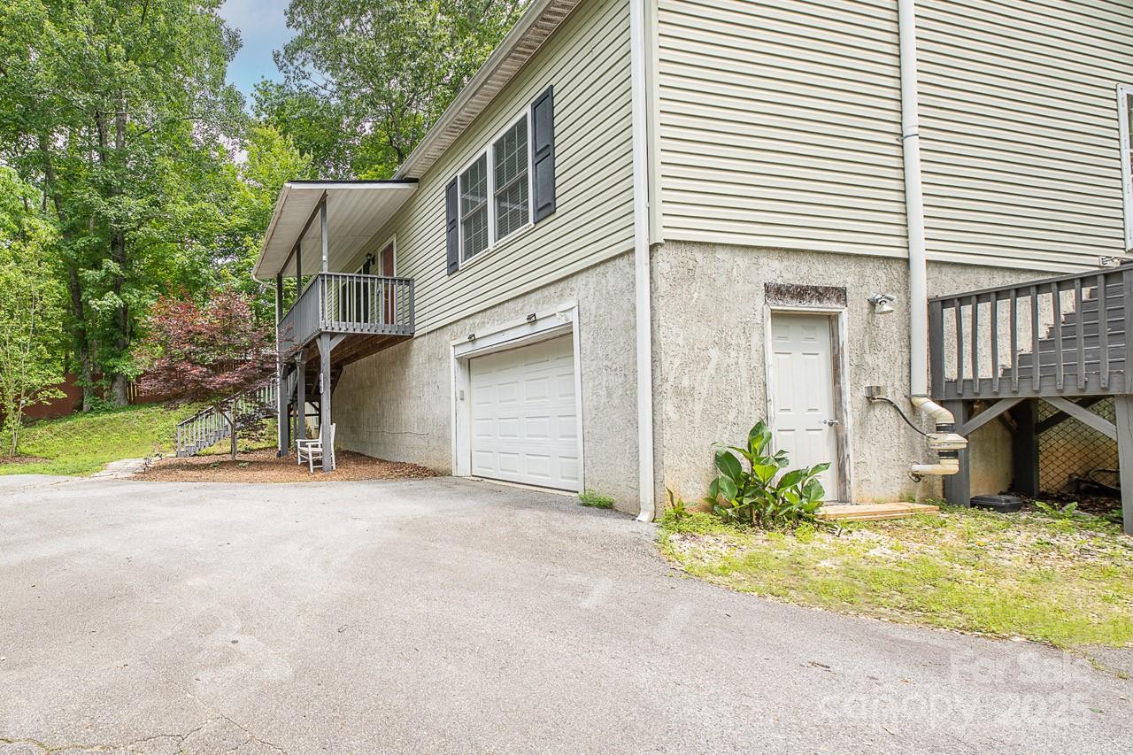 46 Badger Run Property Photo 38