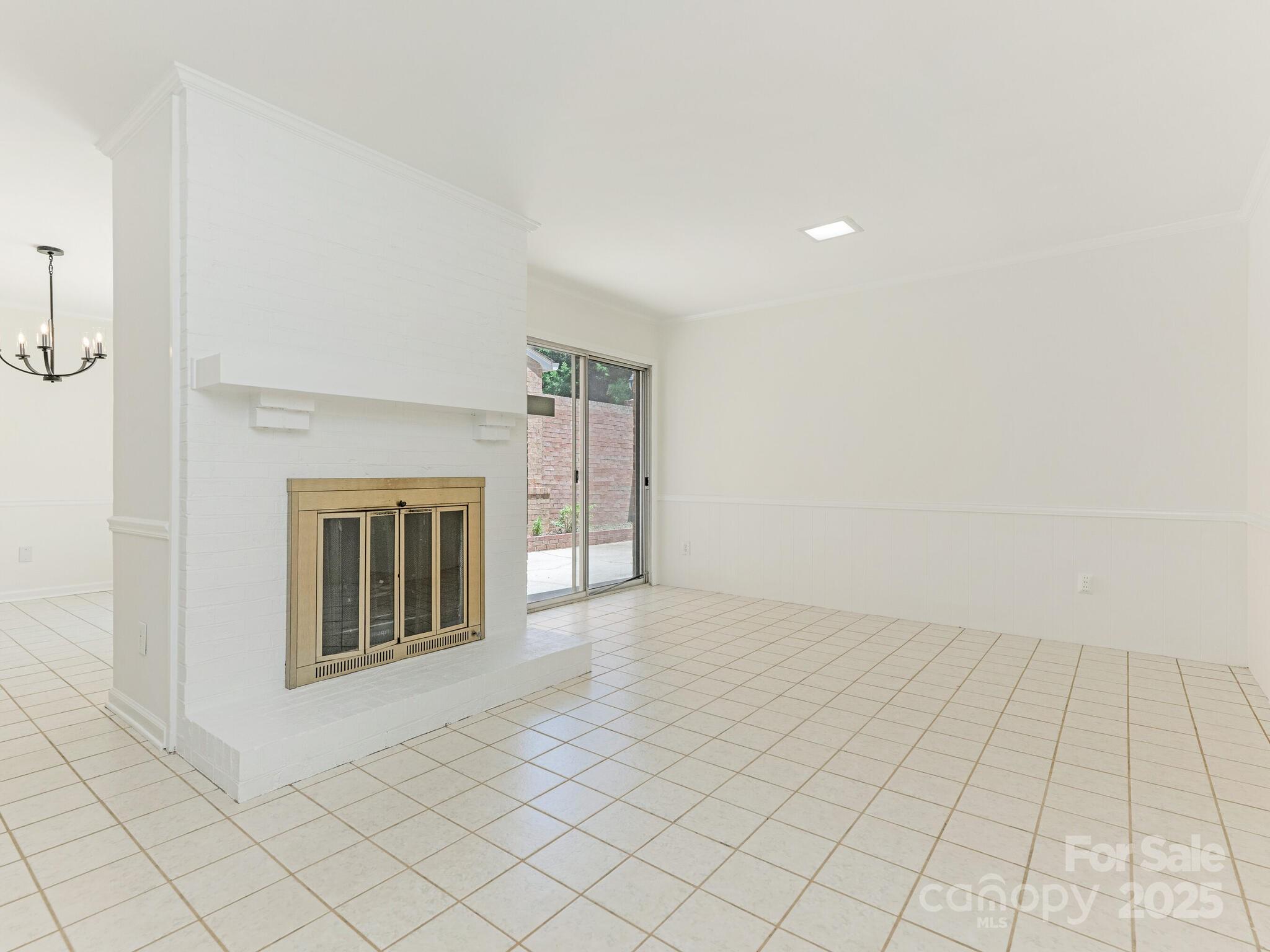 6817 Dumbarton Drive Property Photo 17