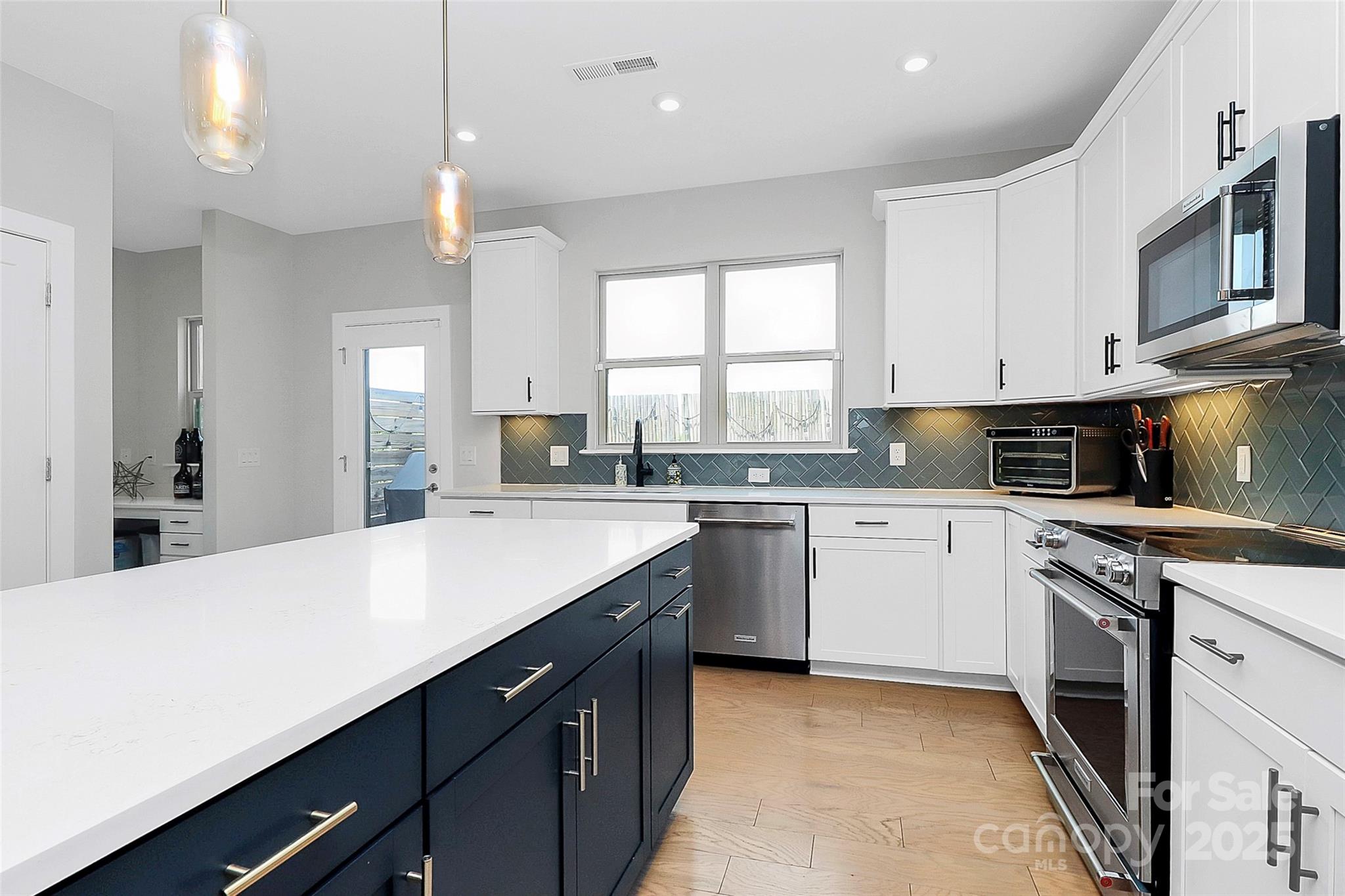11043 Stetler Street Property Photo 15