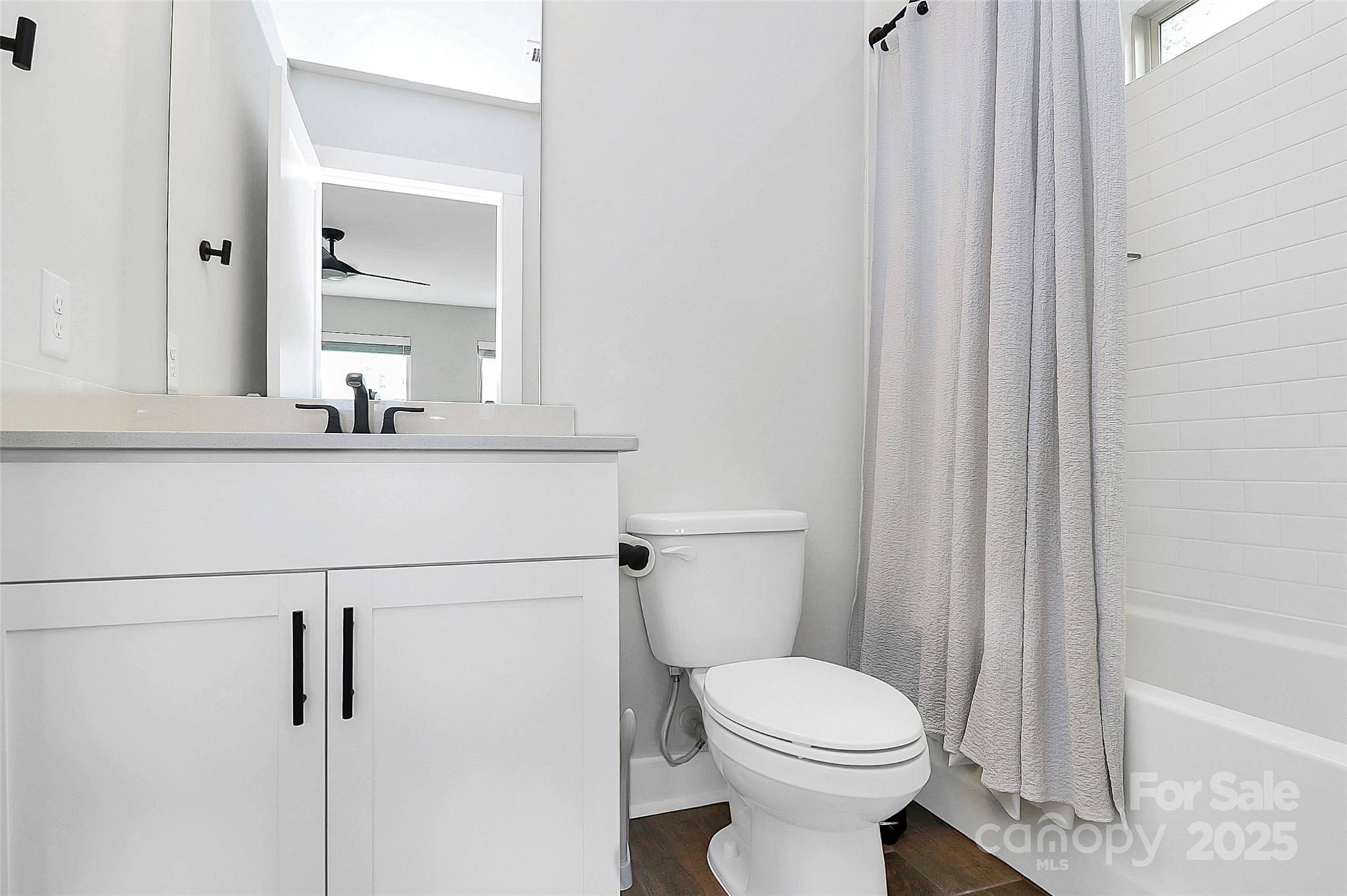 11043 Stetler Street Property Photo 24
